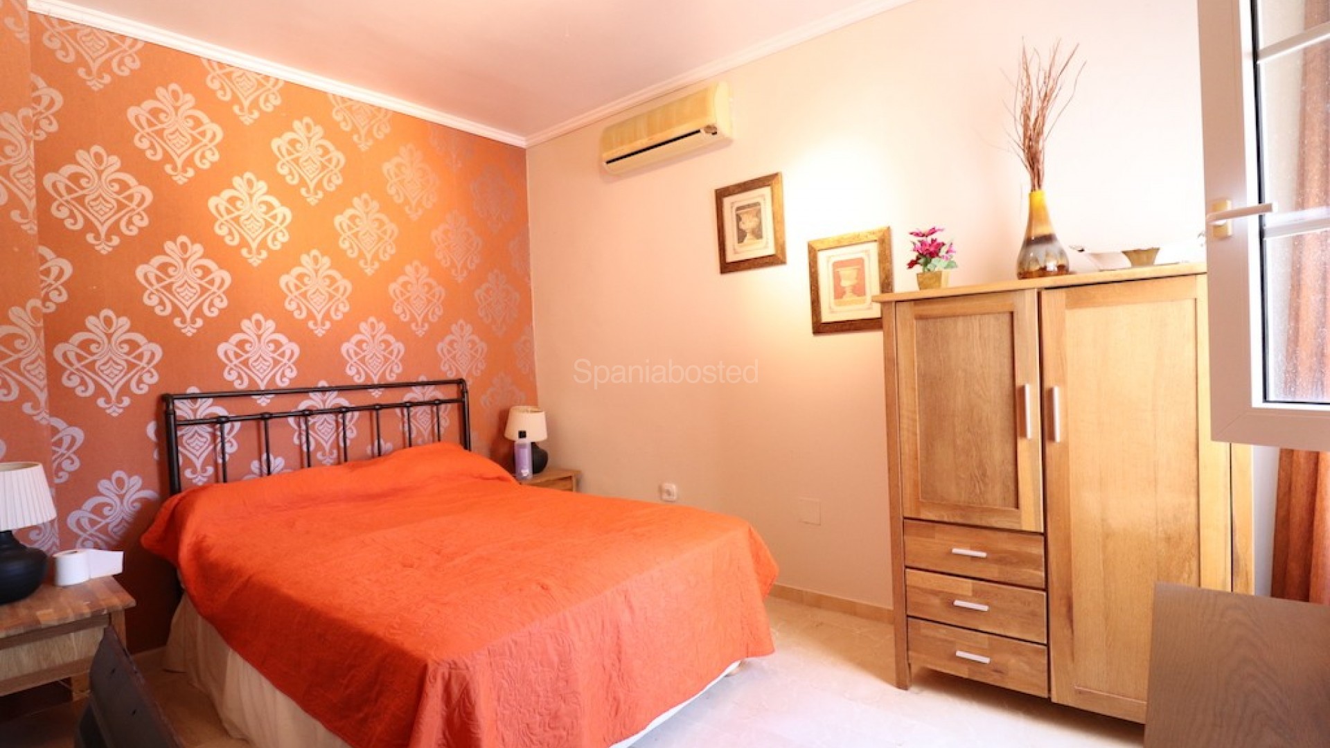 Resale - Villa -
Las Ramblas