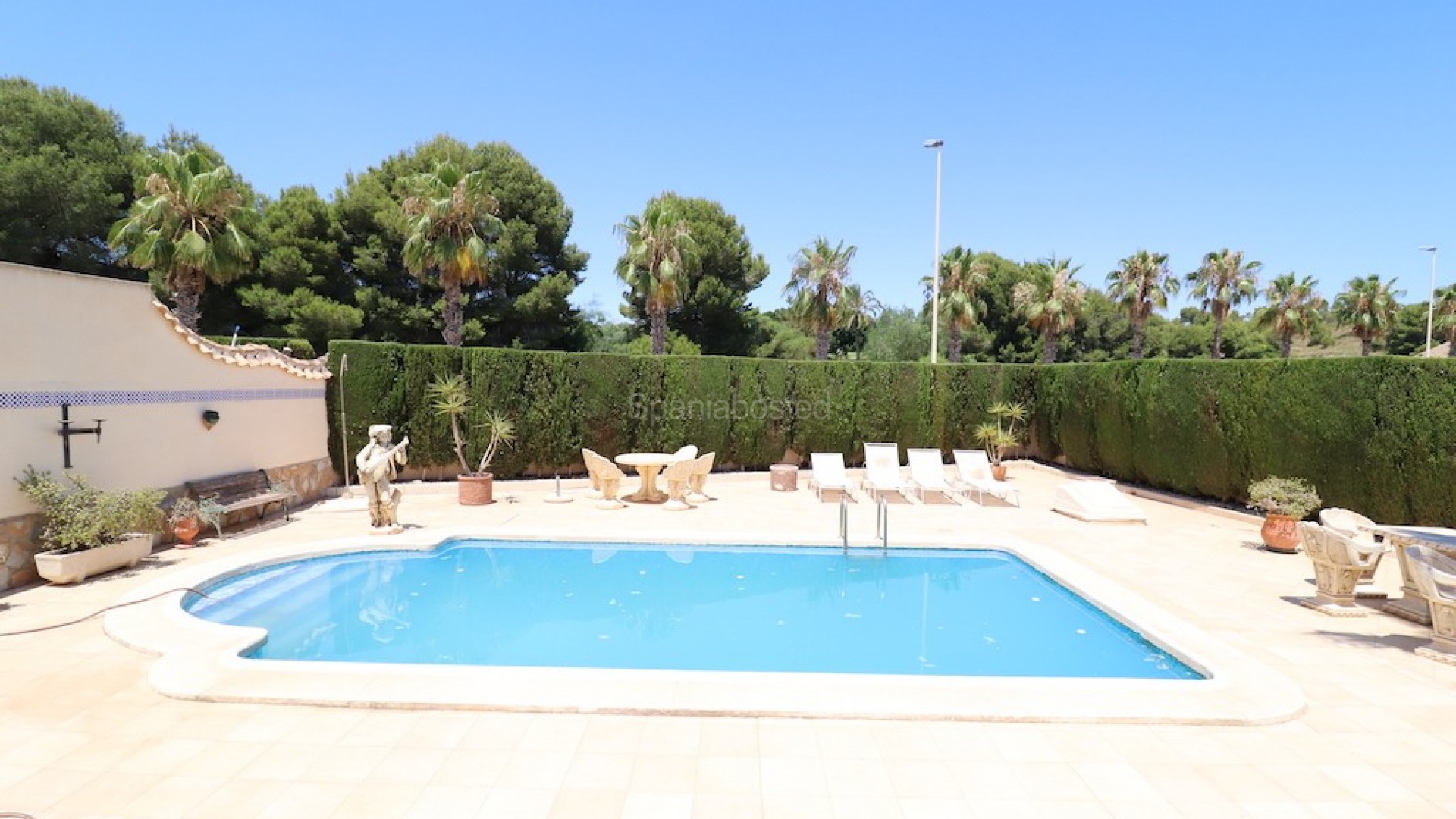 Resale - Villa -
Las Ramblas