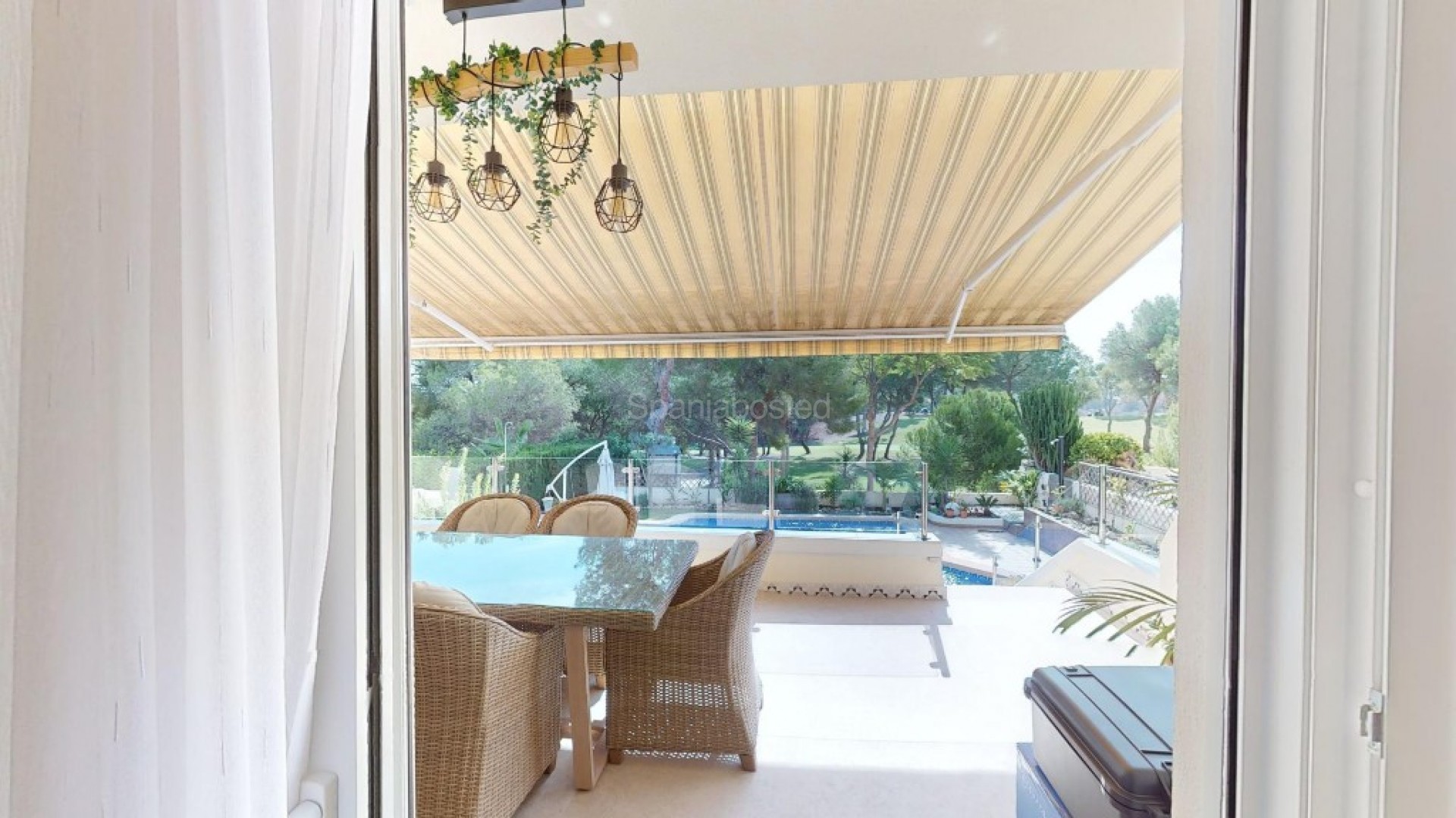 Resale - Villa -
Las Ramblas