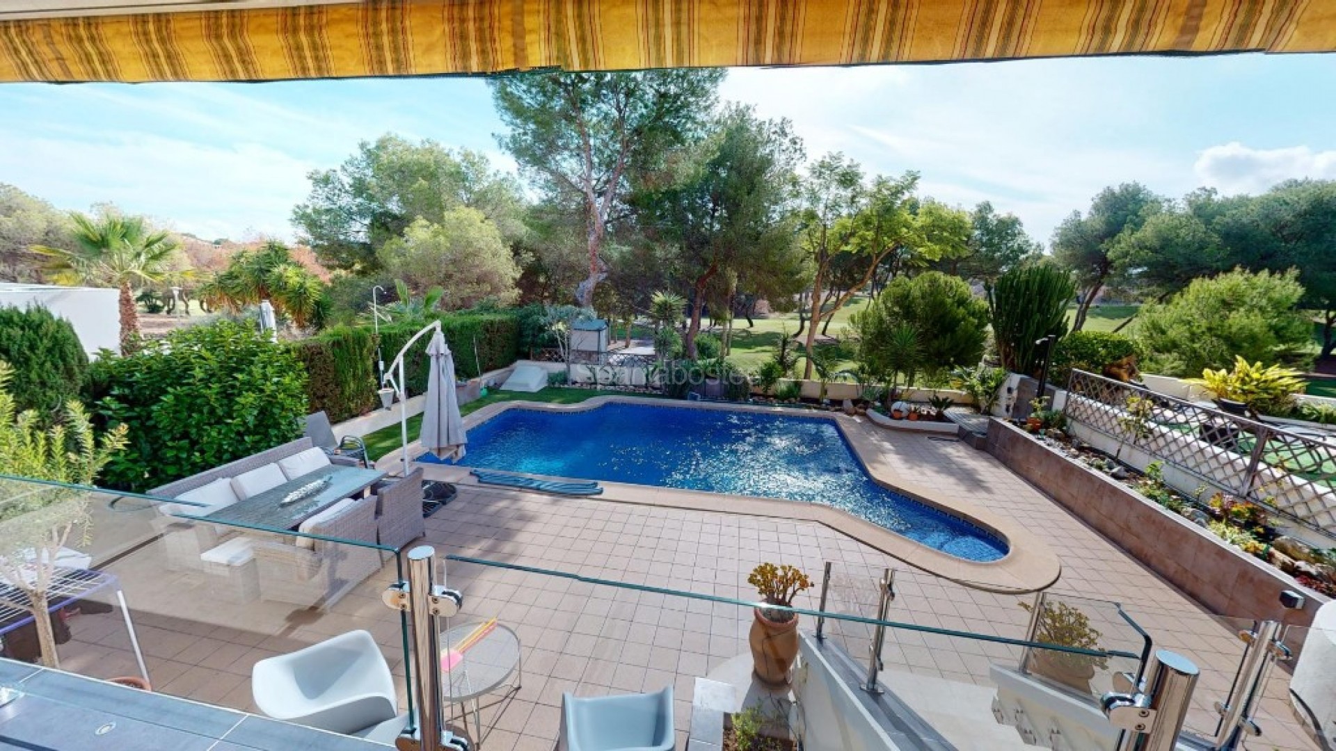 Resale - Villa -
Las Ramblas