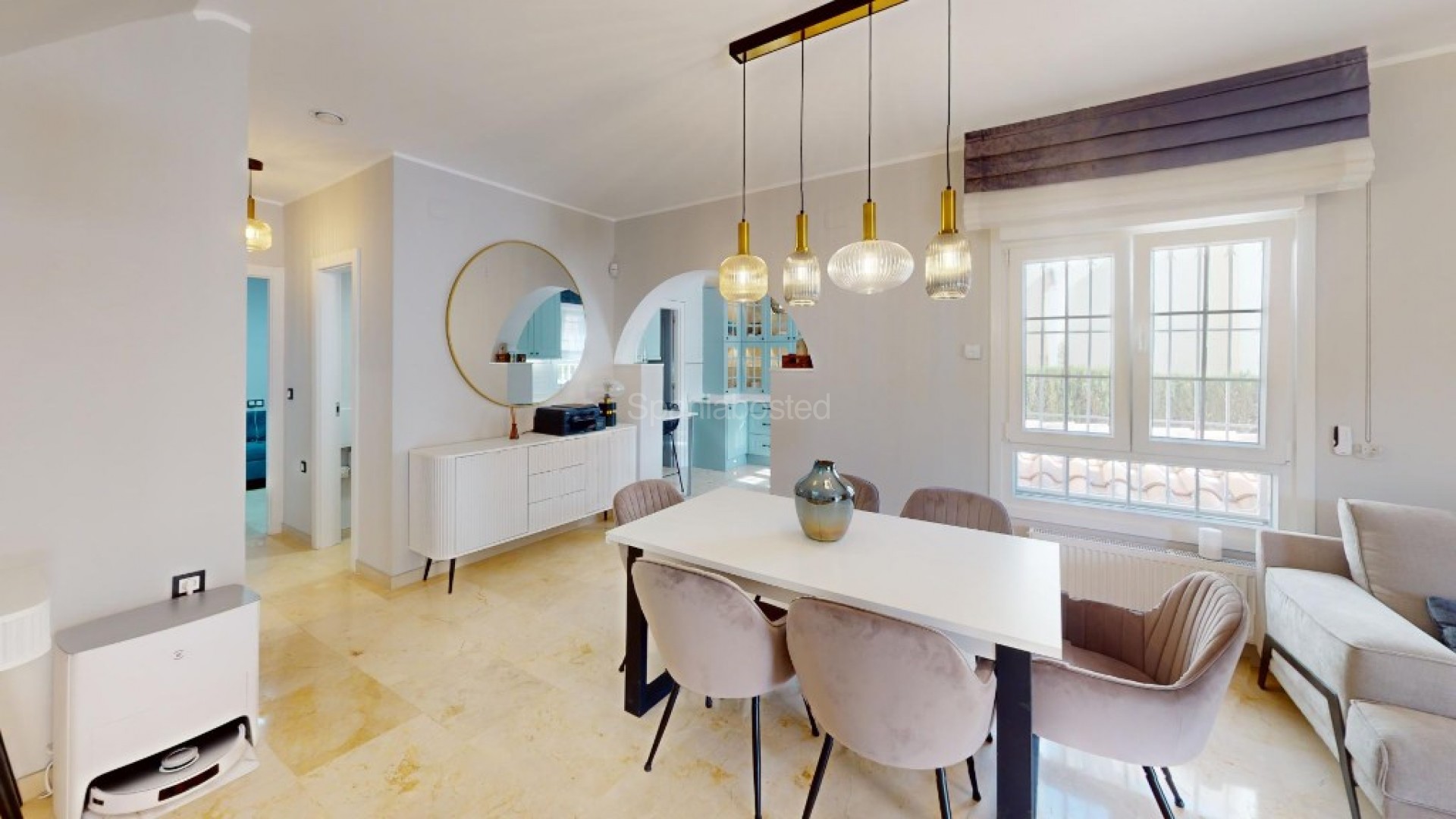 Resale - Villa -
Las Ramblas