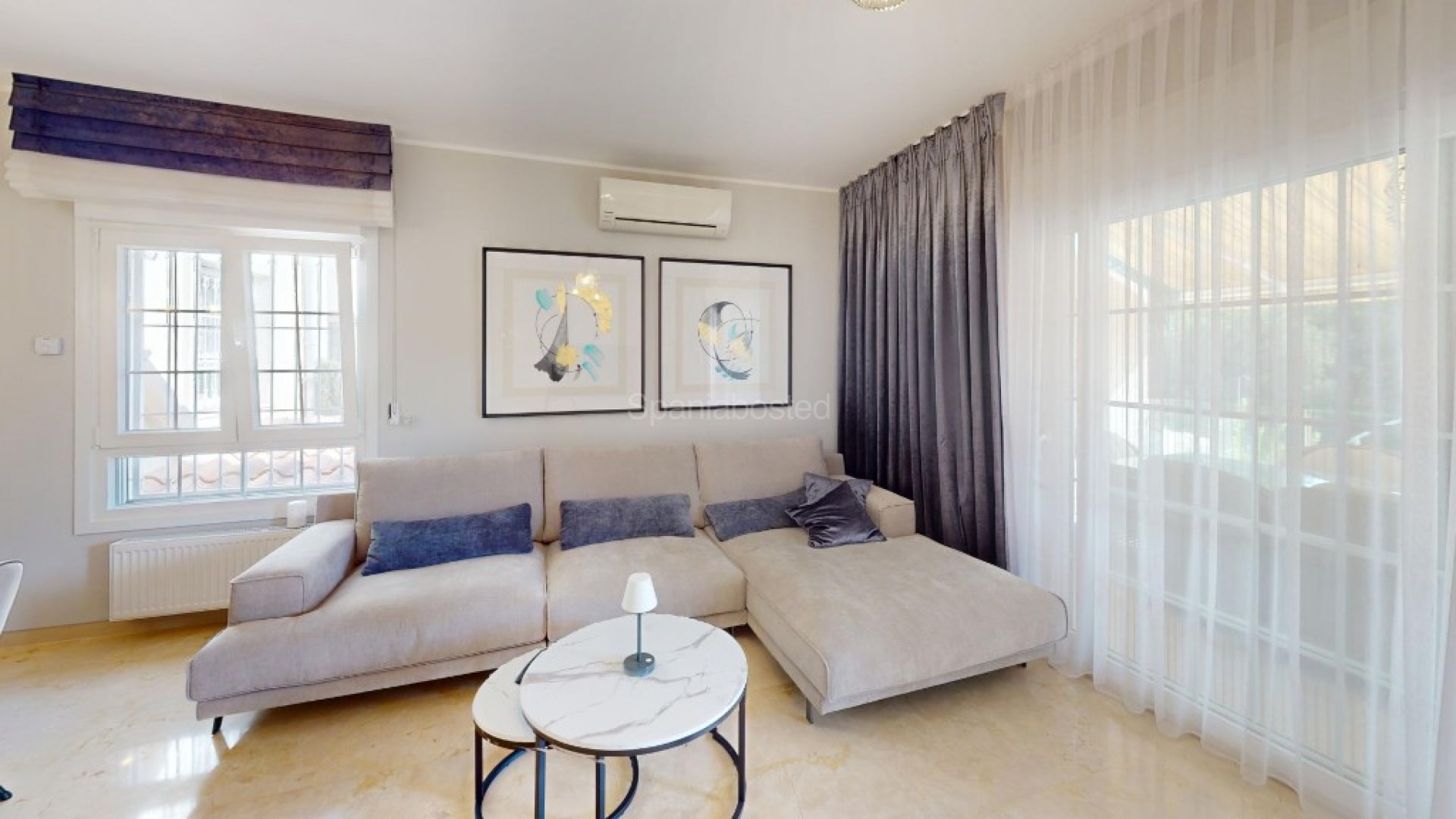 Resale - Villa -
Las Ramblas