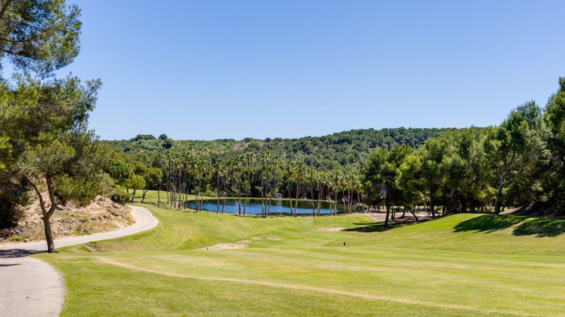 Resale - Villa -
Las Ramblas