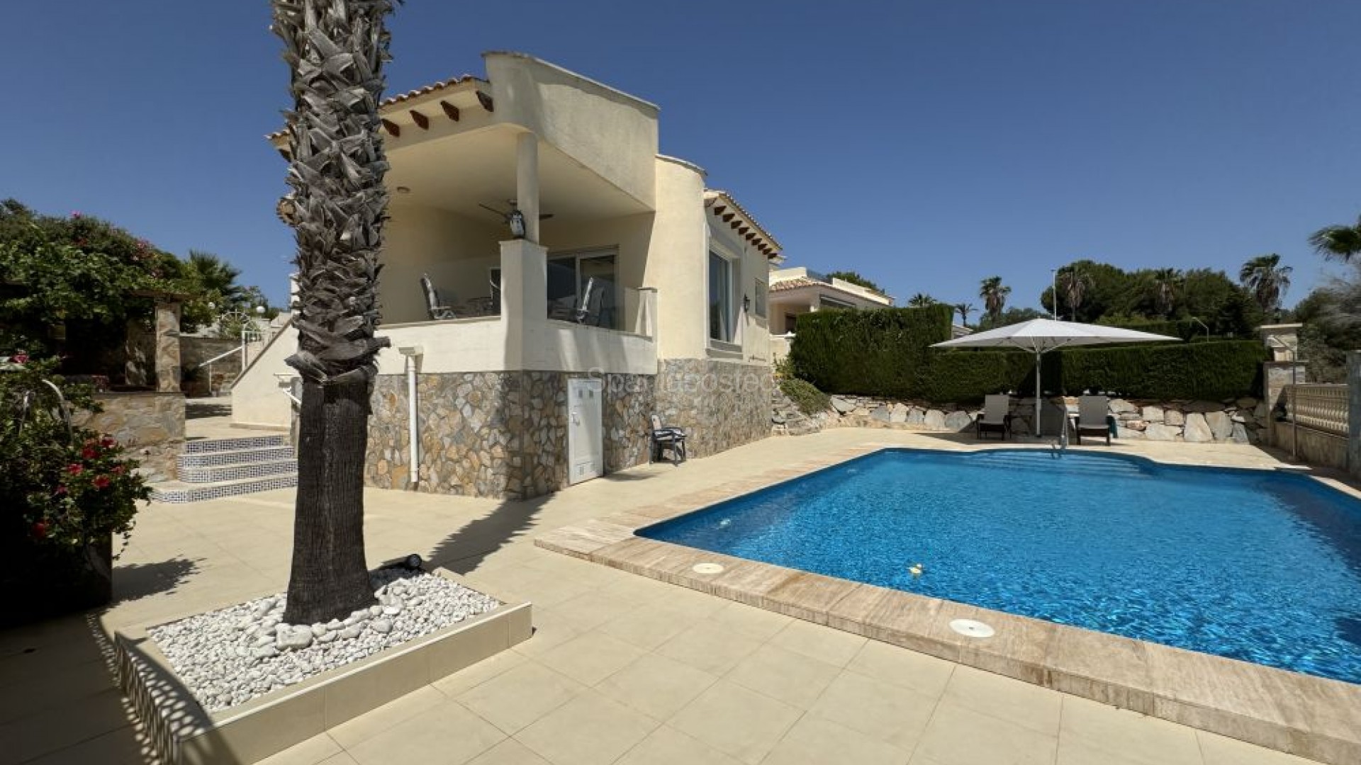 Resale - Villa -
Las Ramblas