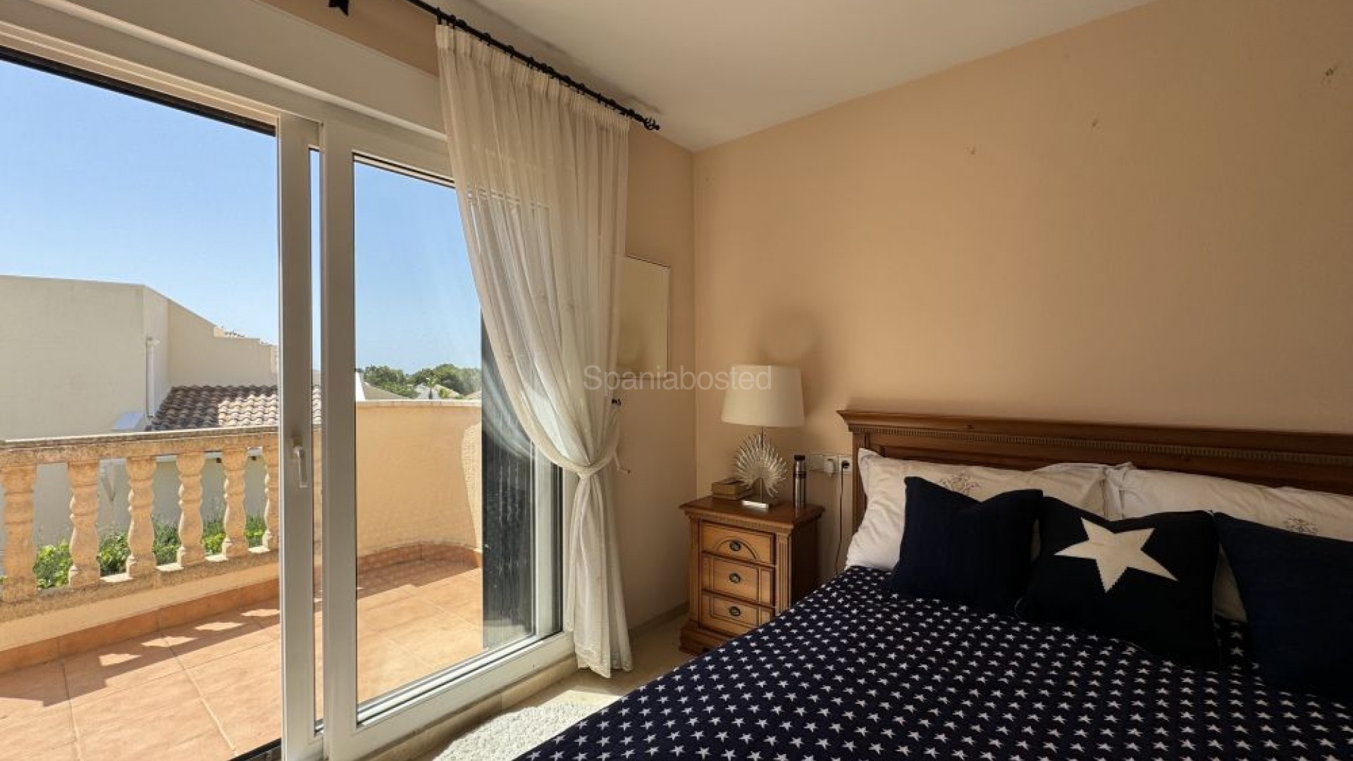 Resale - Villa -
Las Ramblas