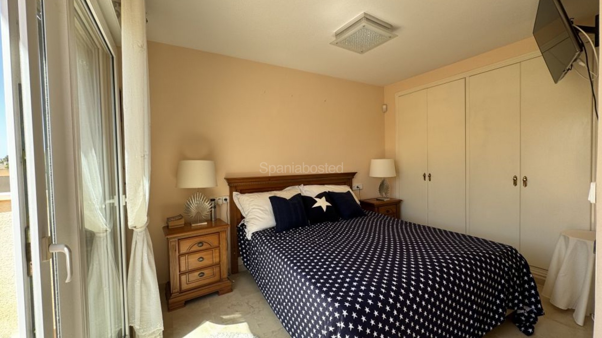 Resale - Villa -
Las Ramblas