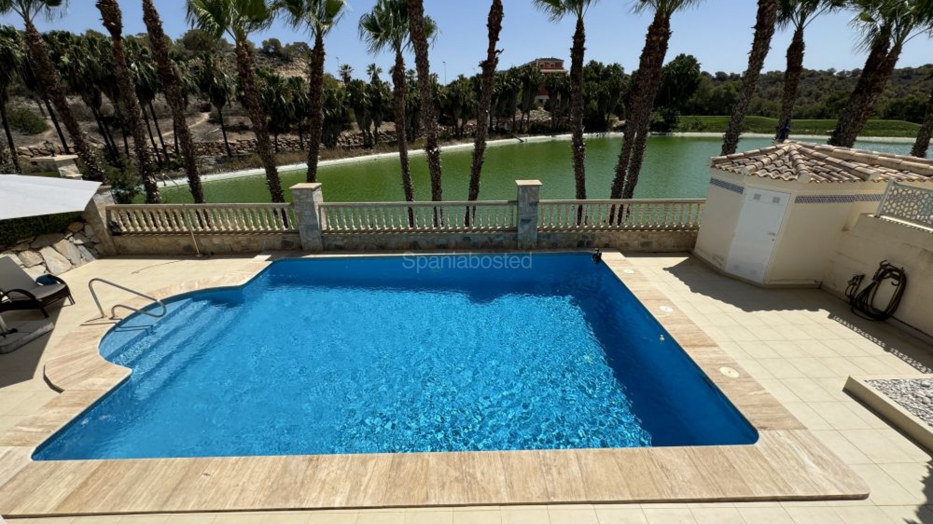 Resale - Villa -
Las Ramblas