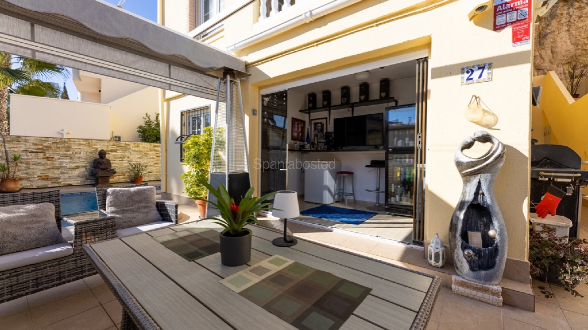 Resale - Villa -
Las Ramblas