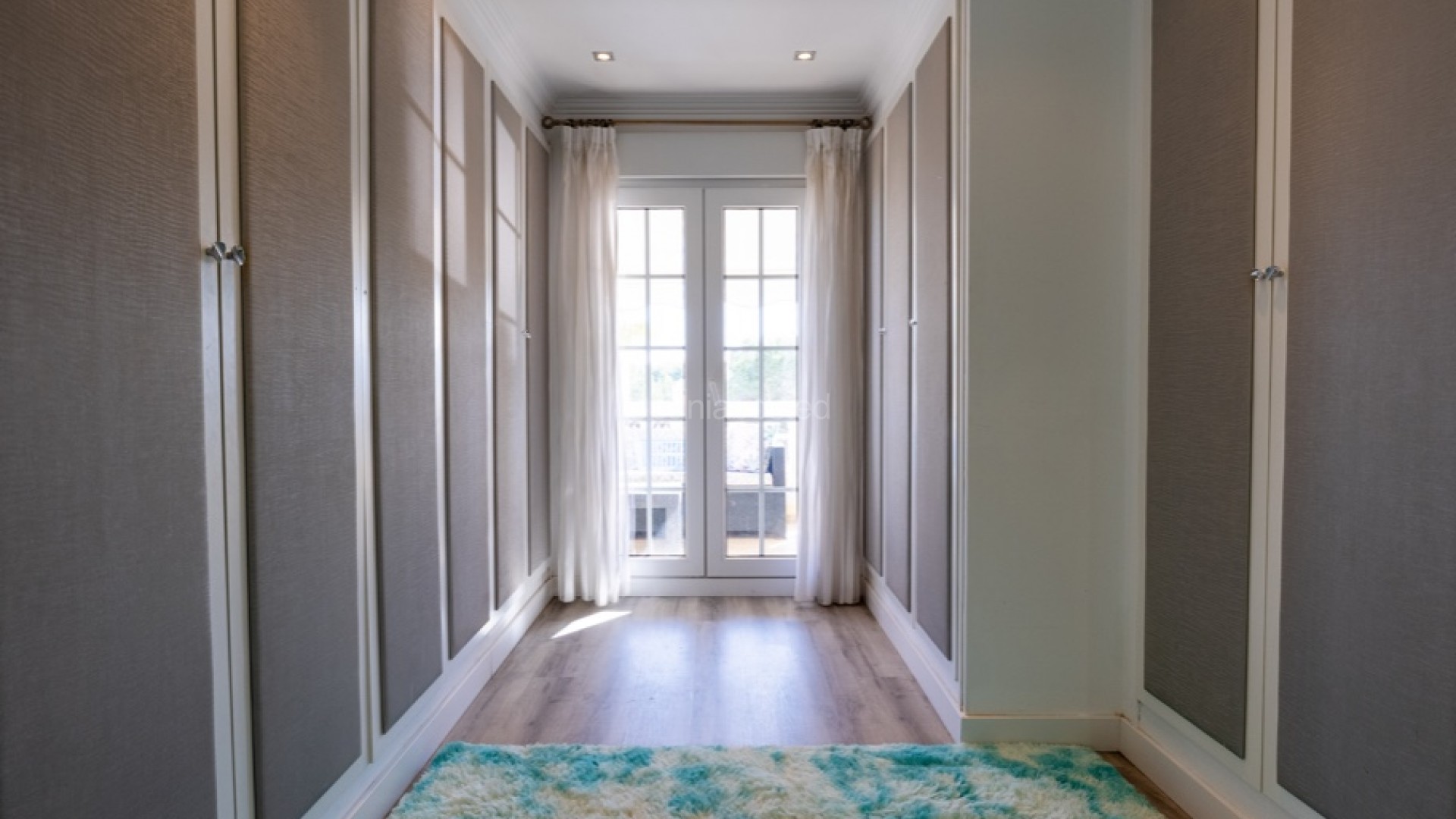 Resale - Villa -
Las Ramblas