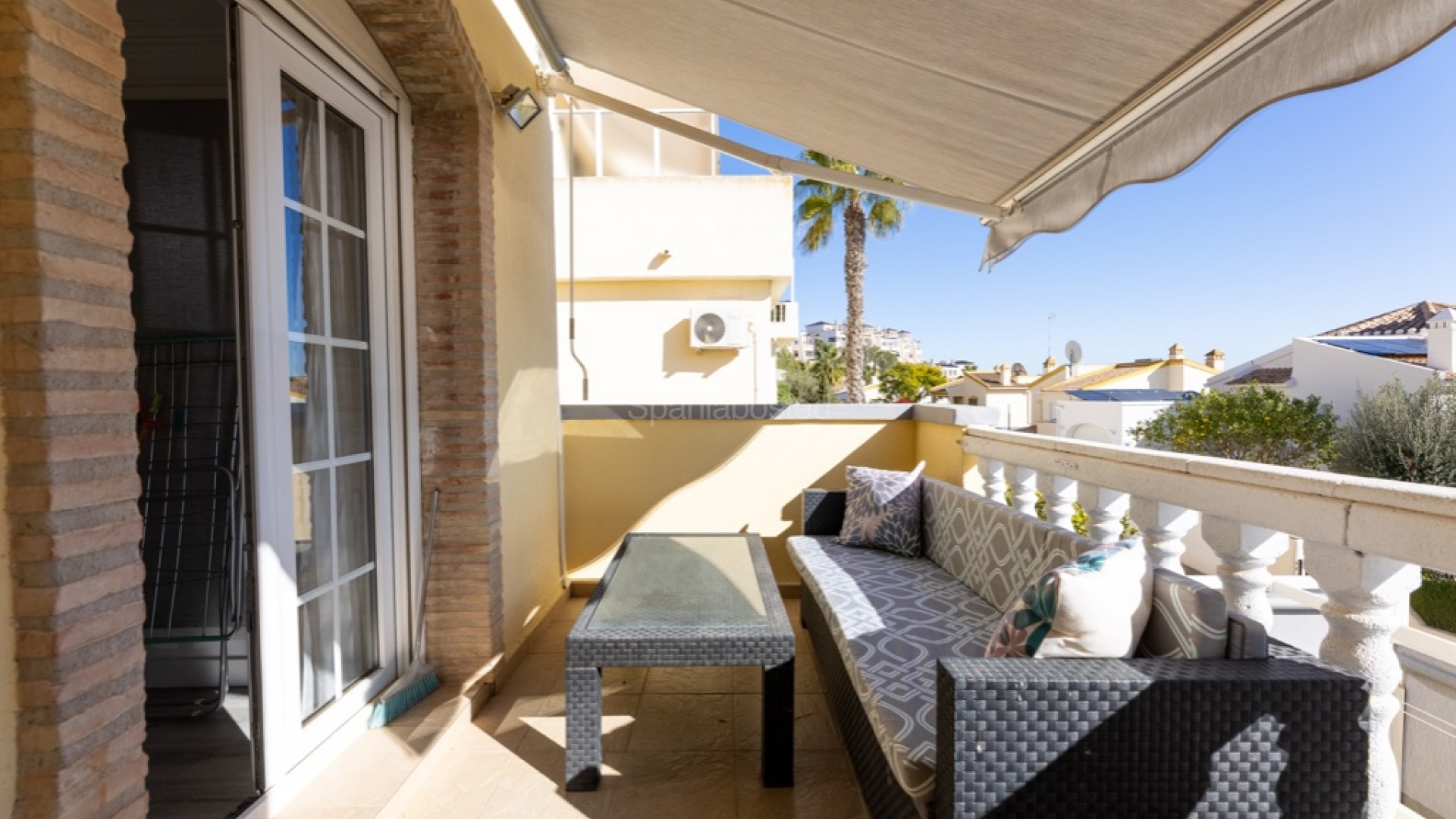 Resale - Villa -
Las Ramblas