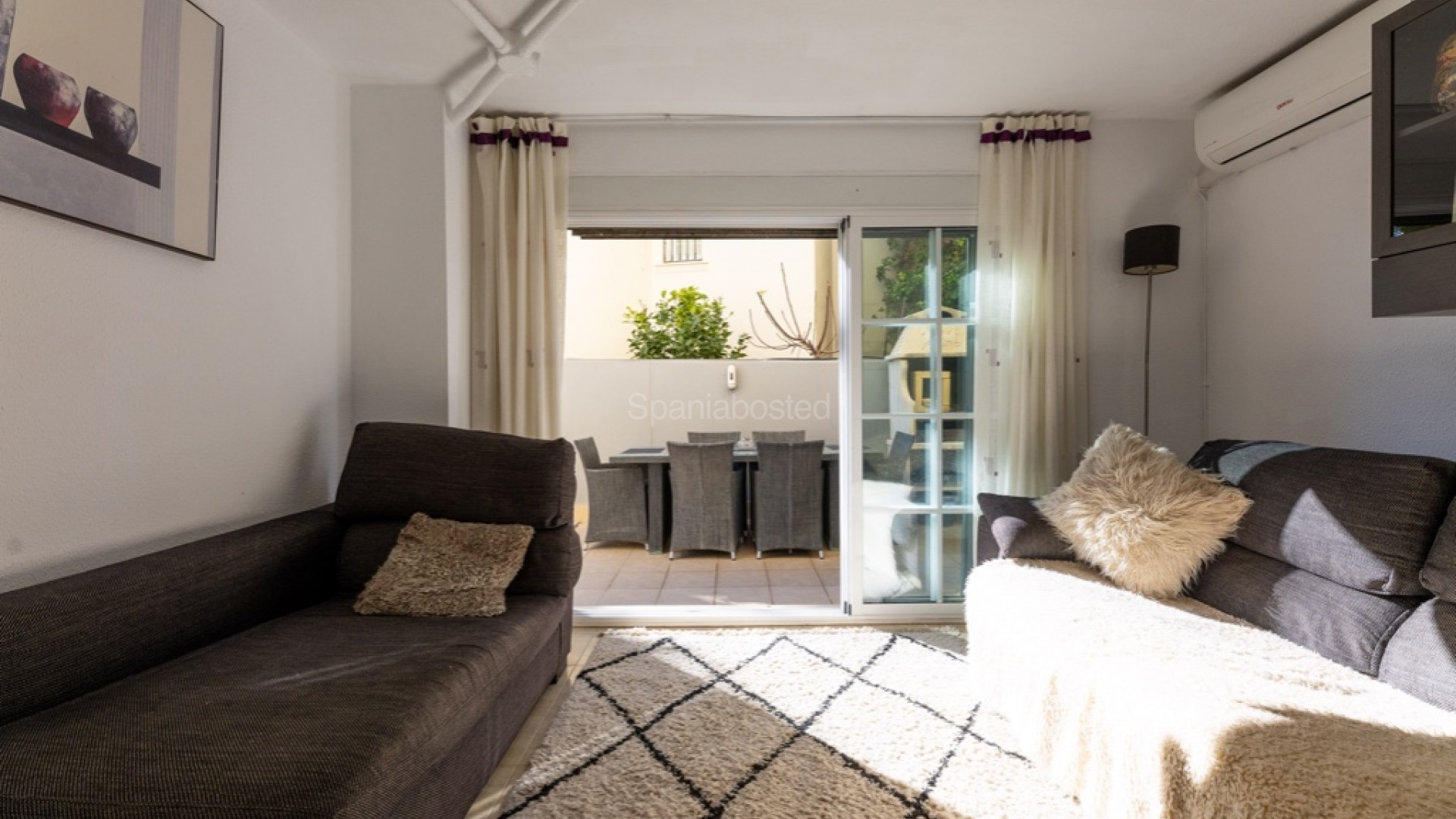 Resale - Villa -
Las Ramblas