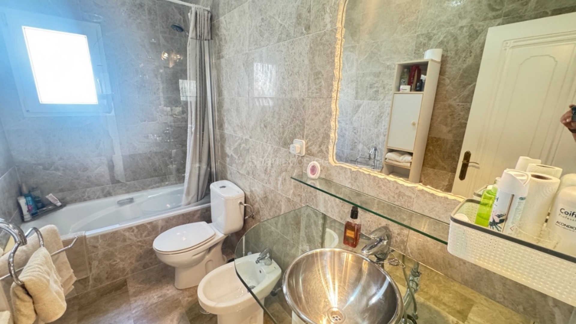 Resale - Villa -
Las Ramblas