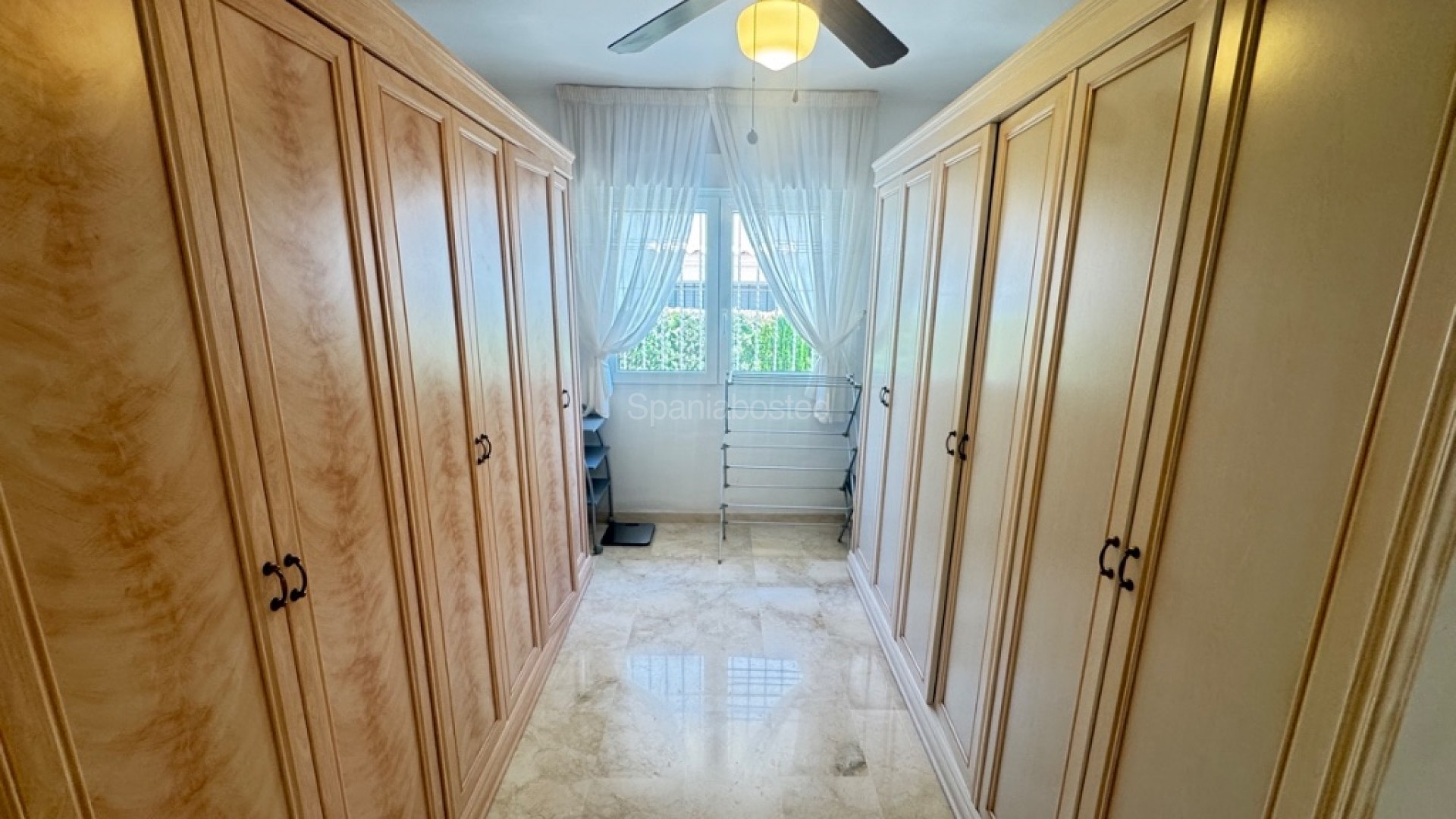 Resale - Villa -
Las Ramblas