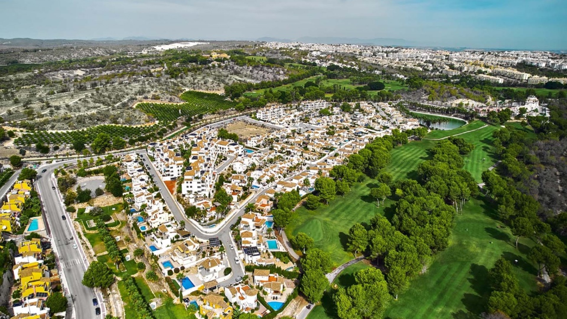 Resale - Villa -
Las Ramblas