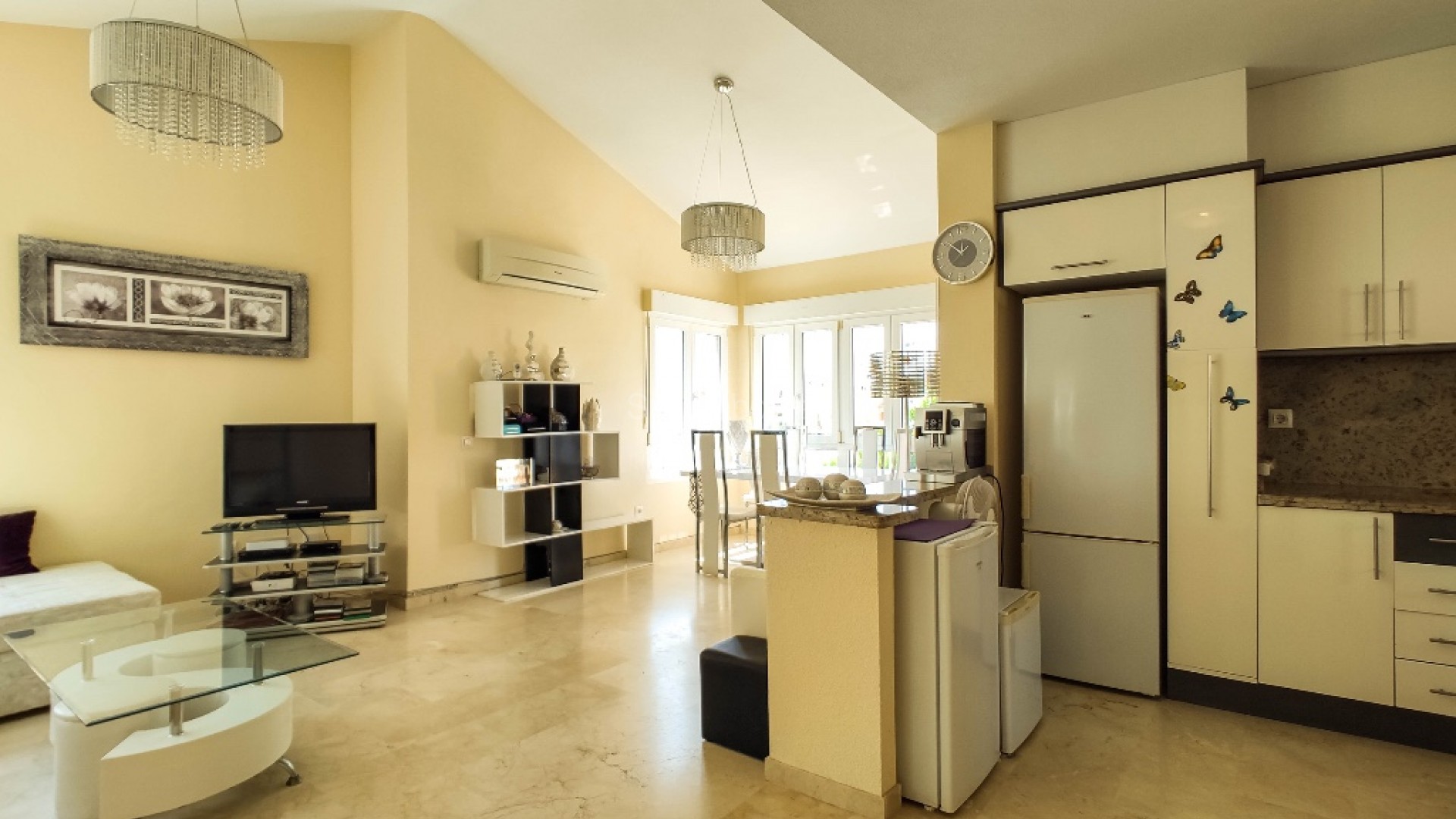 Resale - Villa -
Las Ramblas