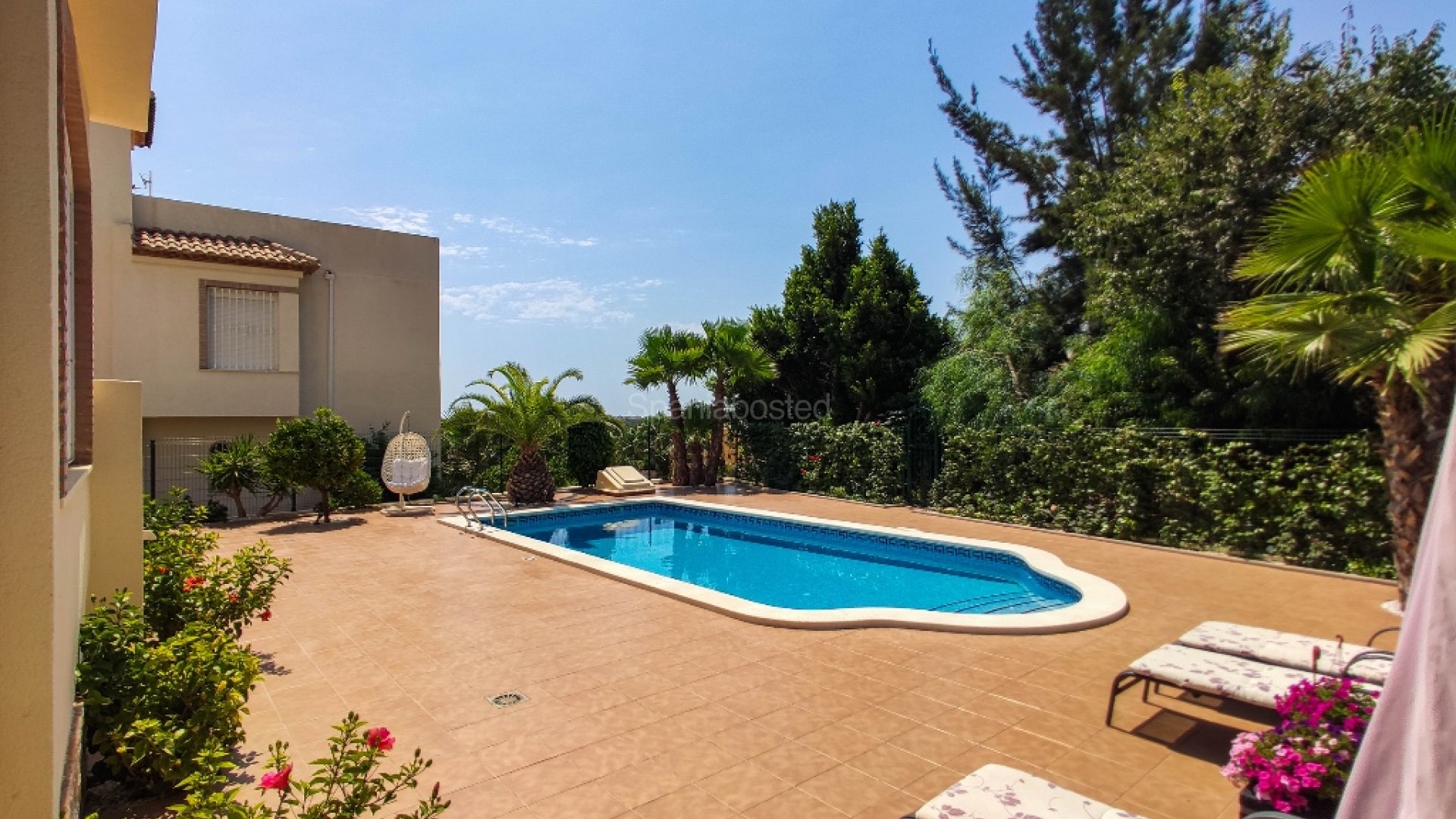 Resale - Villa -
Las Ramblas