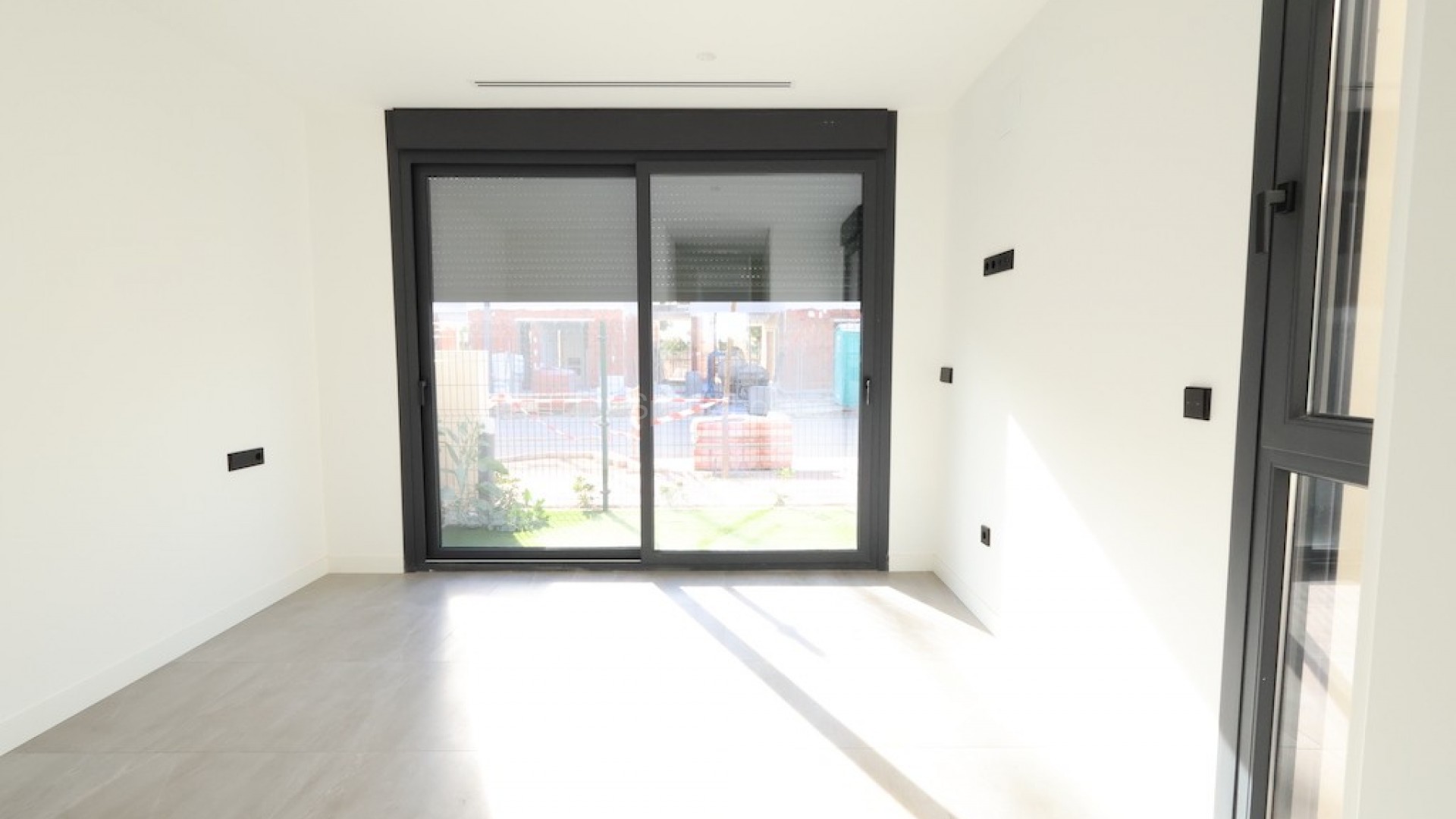 Resale - Villa -
Los Alcázares