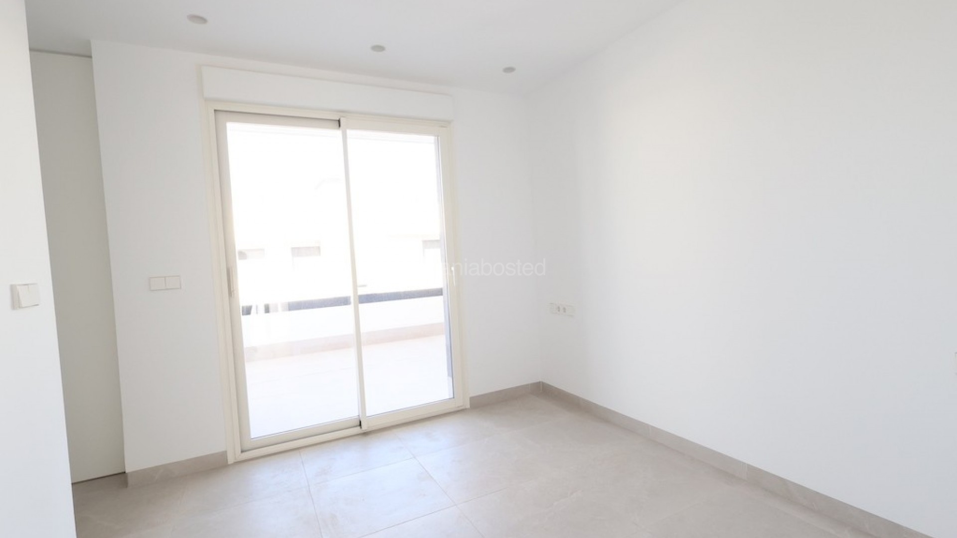 Resale - Villa -
Los Alcázares