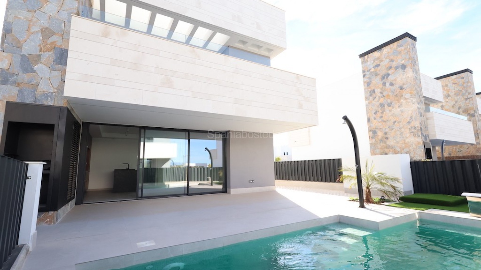 Resale - Villa -
Los Alcázares