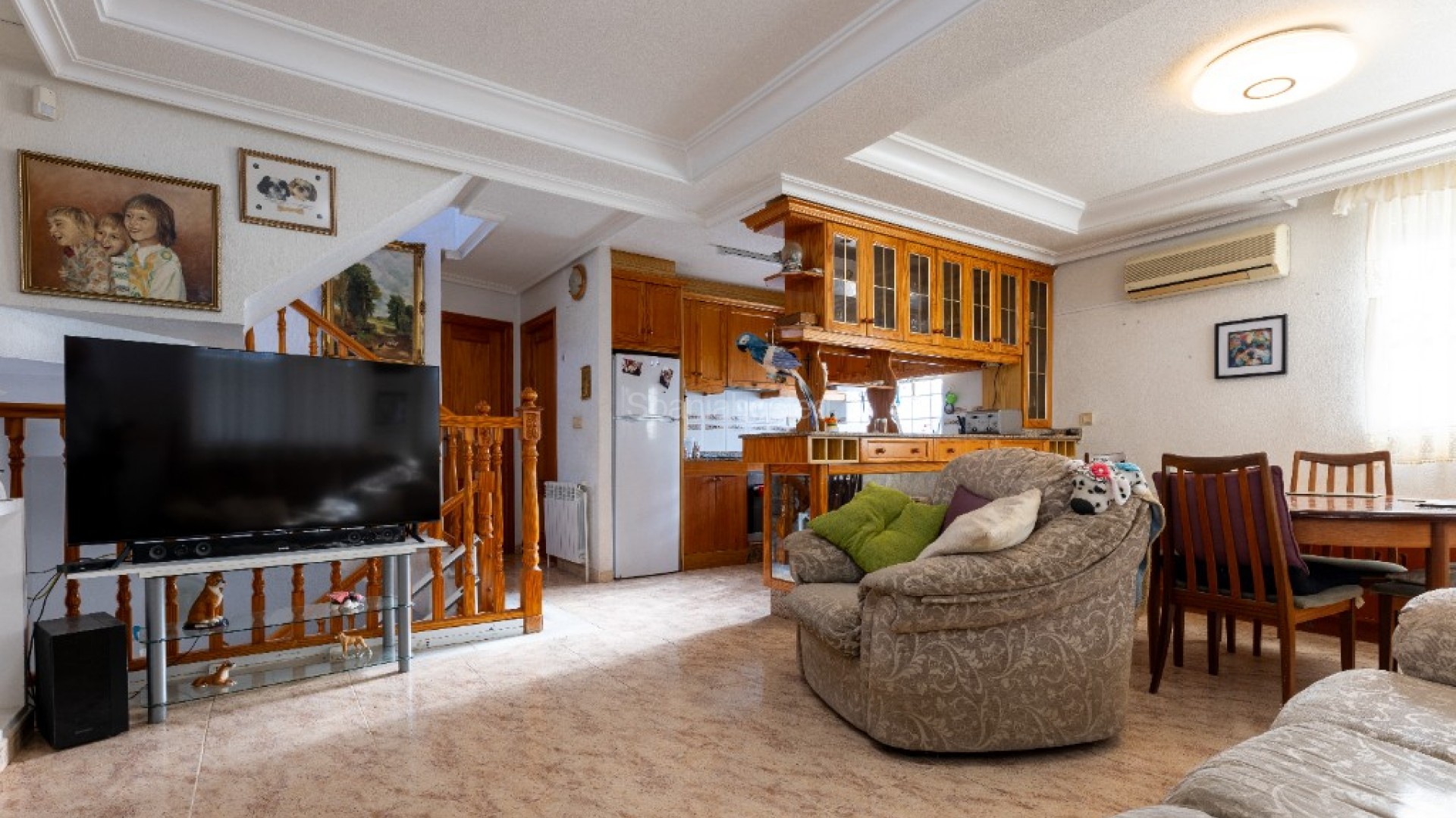 Resale - Villa -
Los Altos