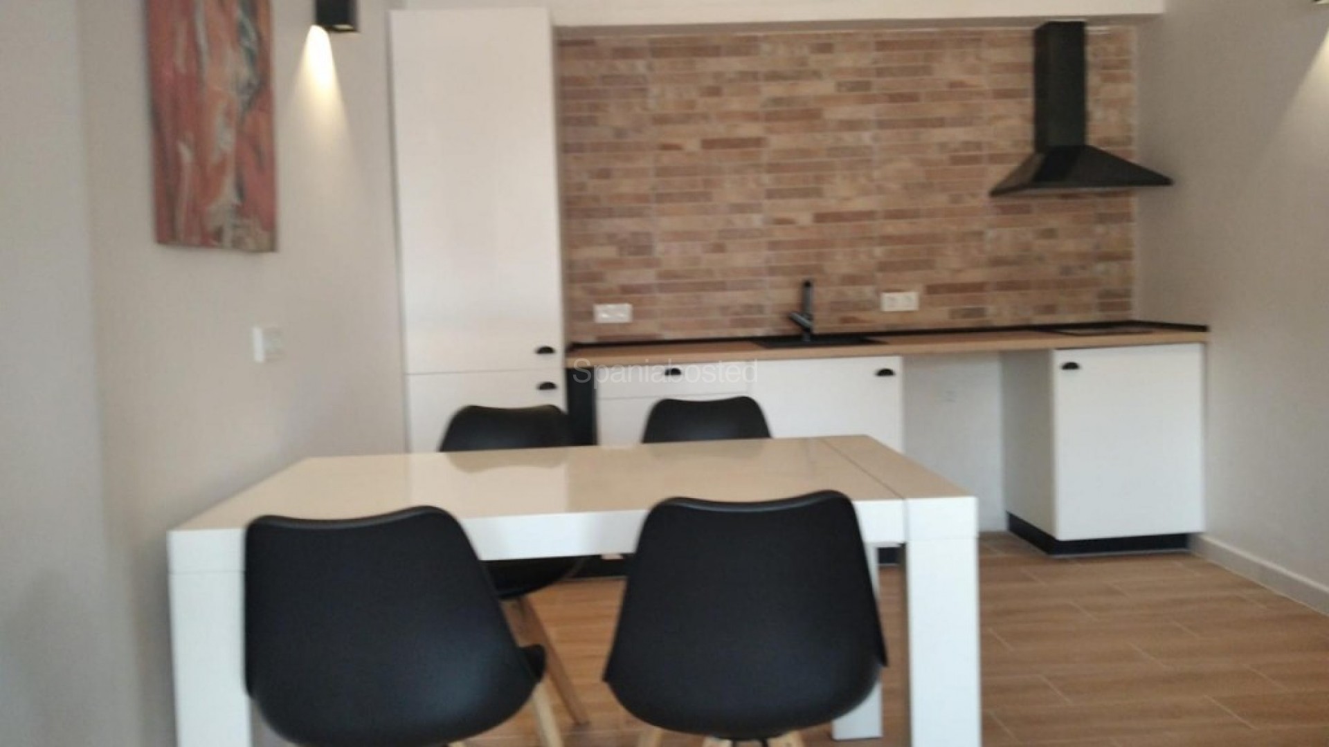 Resale - Villa -
Los Balcones