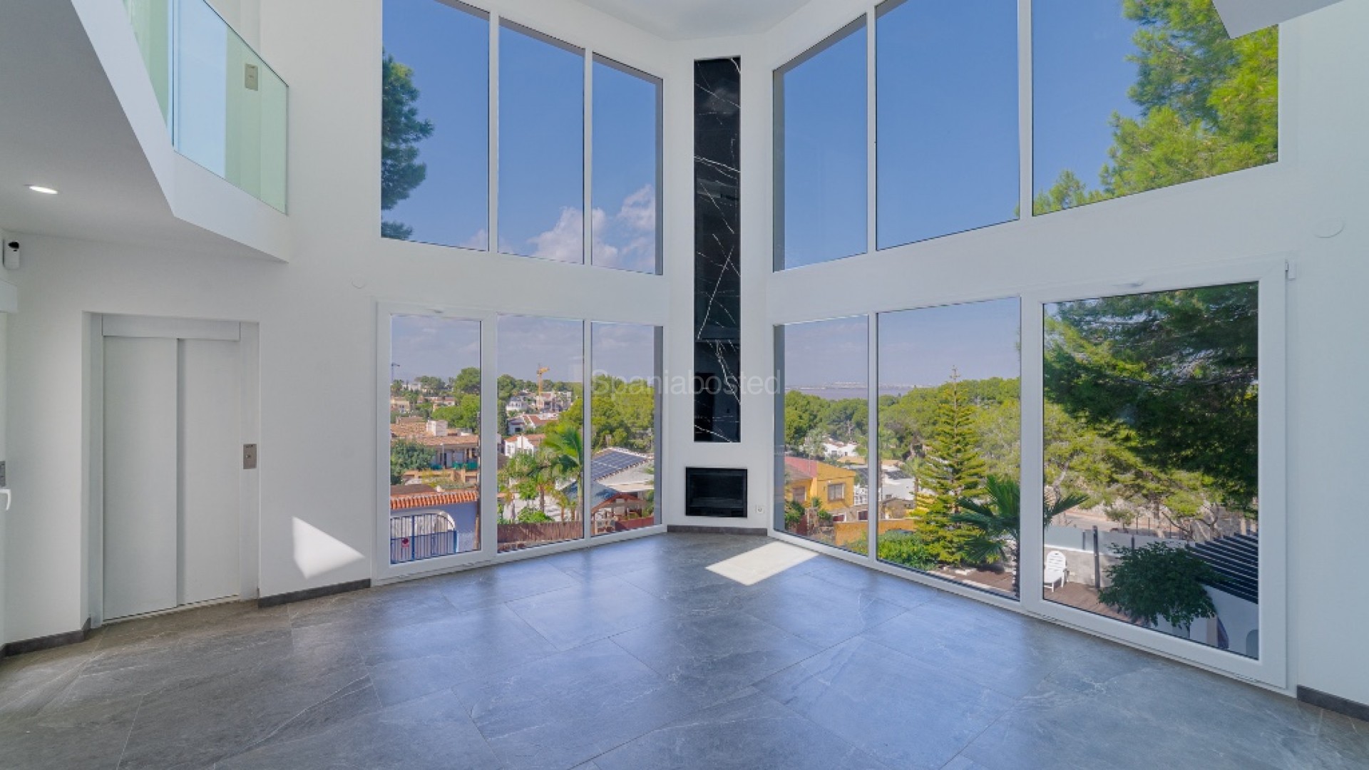 Resale - Villa -
Los Balcones