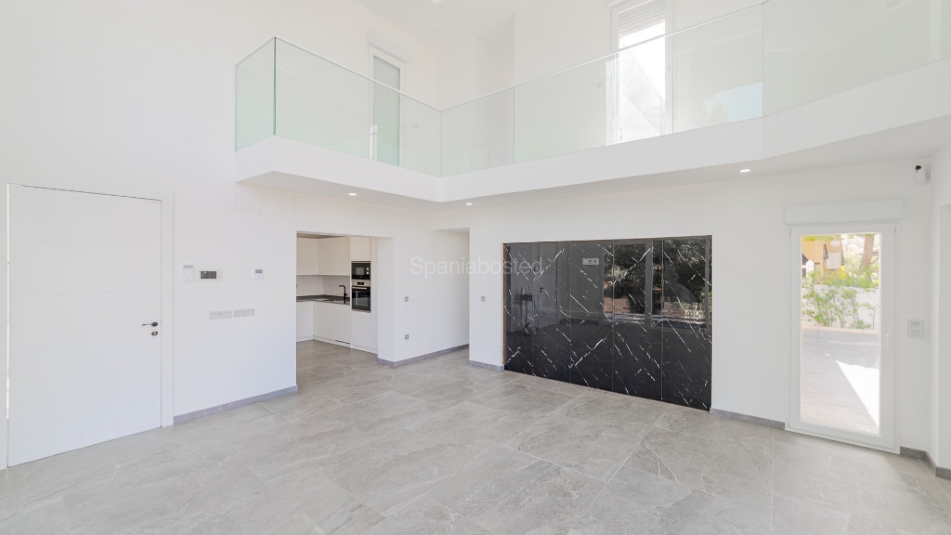 Resale - Villa -
Los Balcones