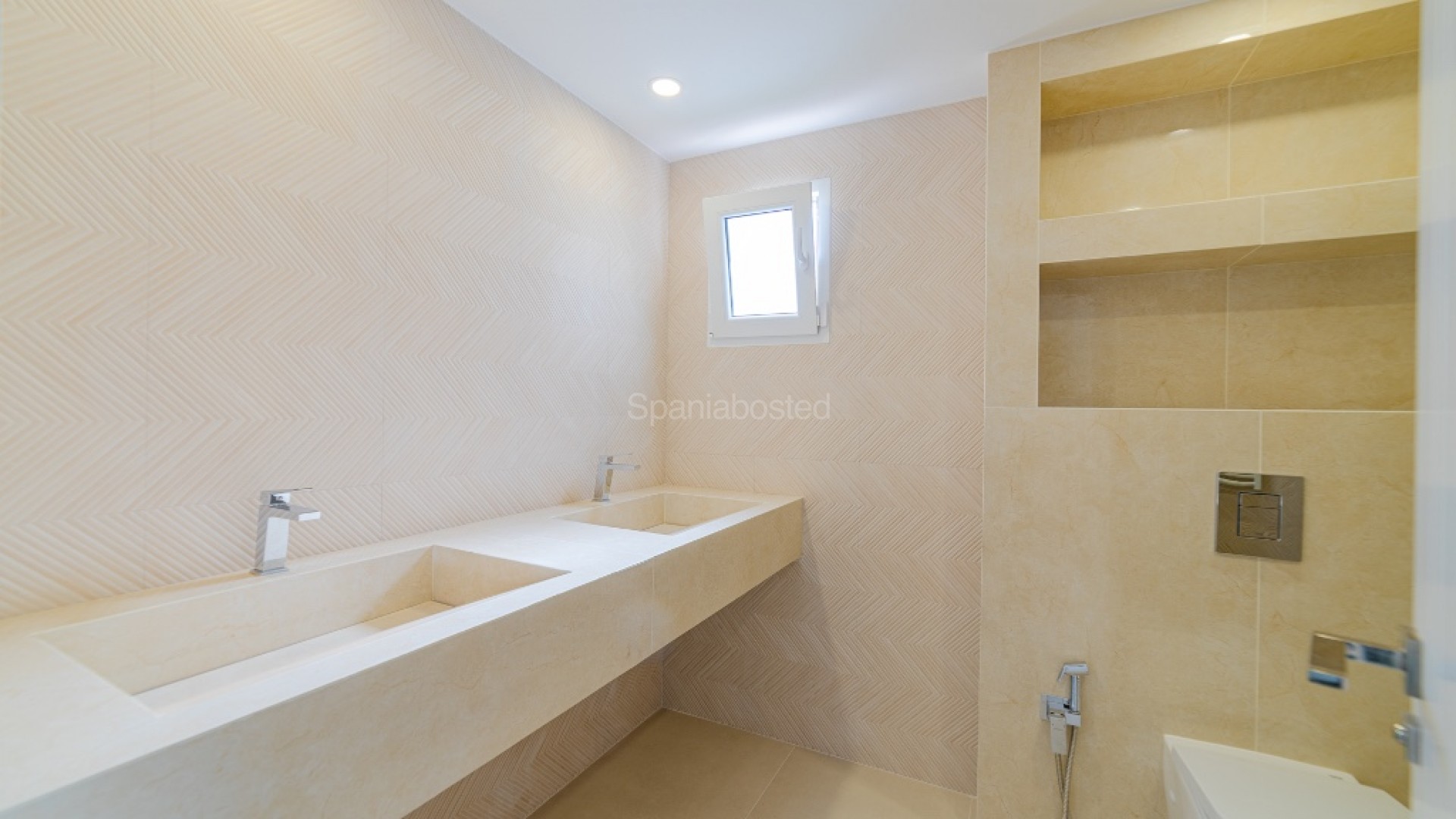 Resale - Villa -
Los Balcones