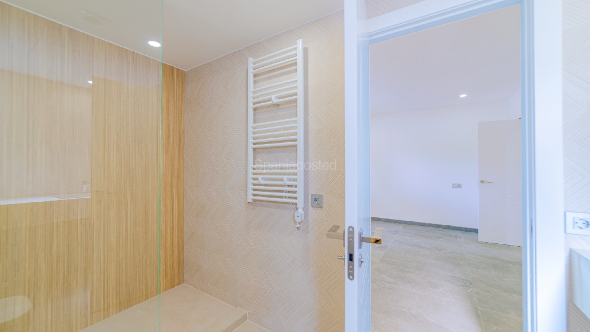 Resale - Villa -
Los Balcones