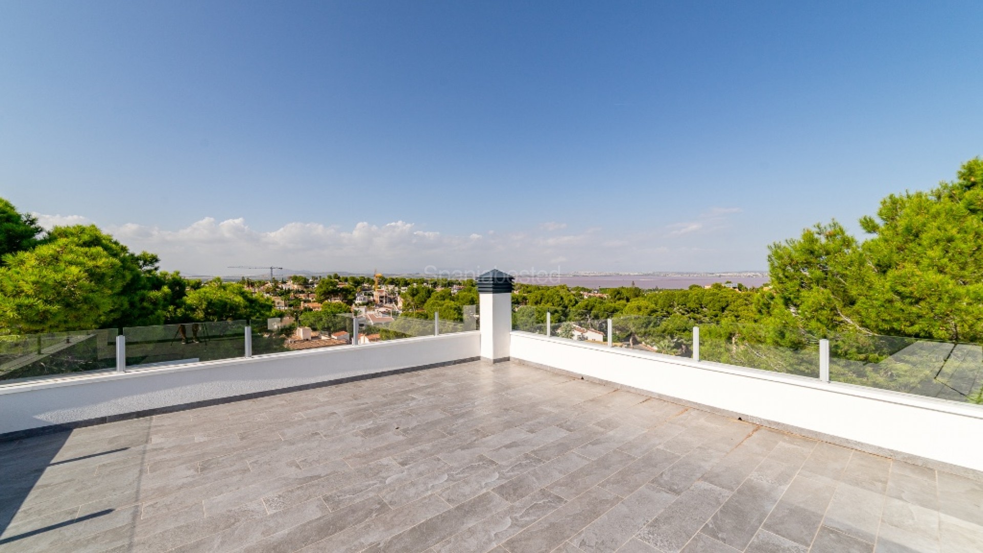 Resale - Villa -
Los Balcones