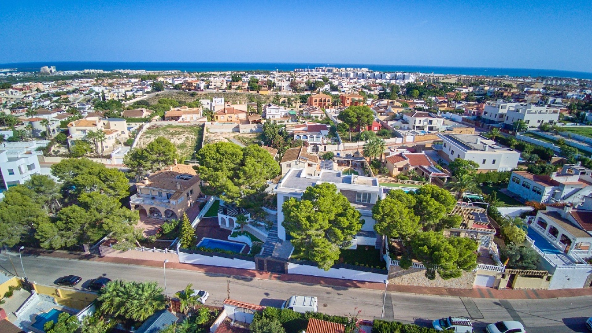 Resale - Villa -
Los Balcones