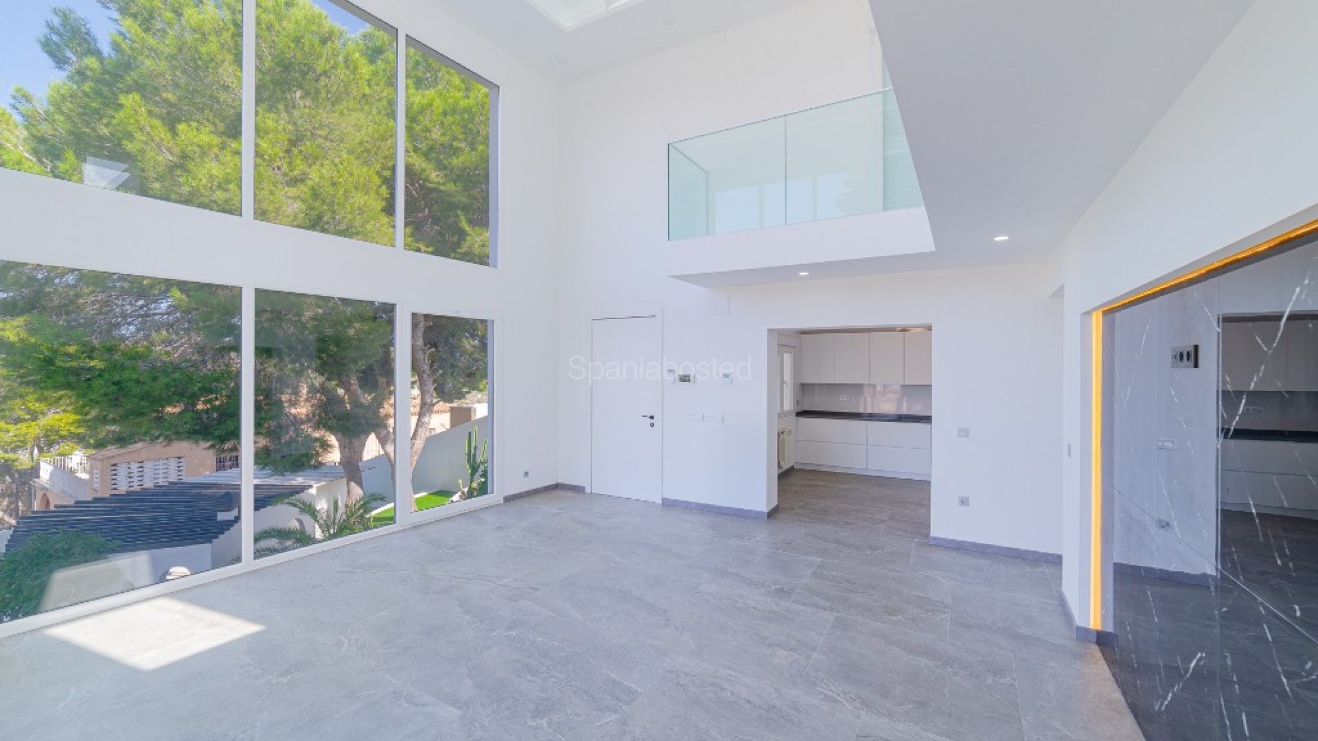 Resale - Villa -
Los Balcones