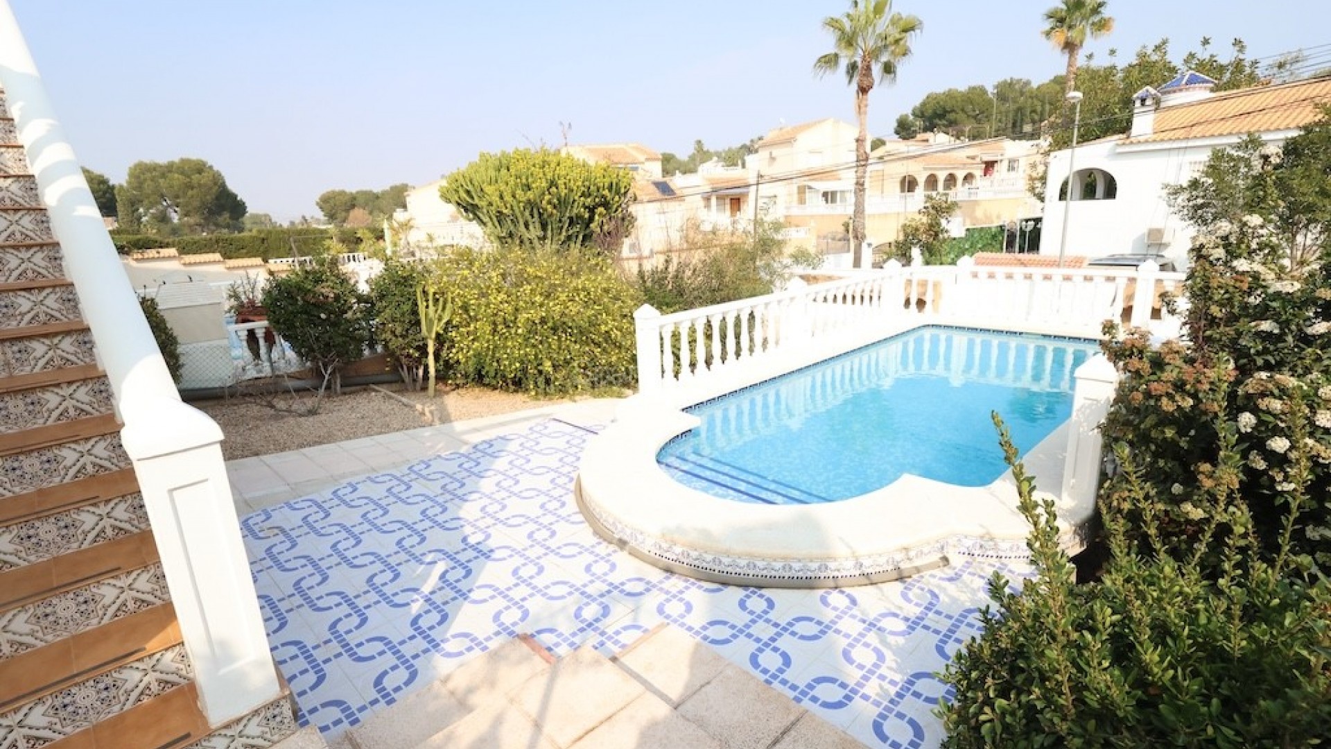 Resale - Villa -
Los Balcones