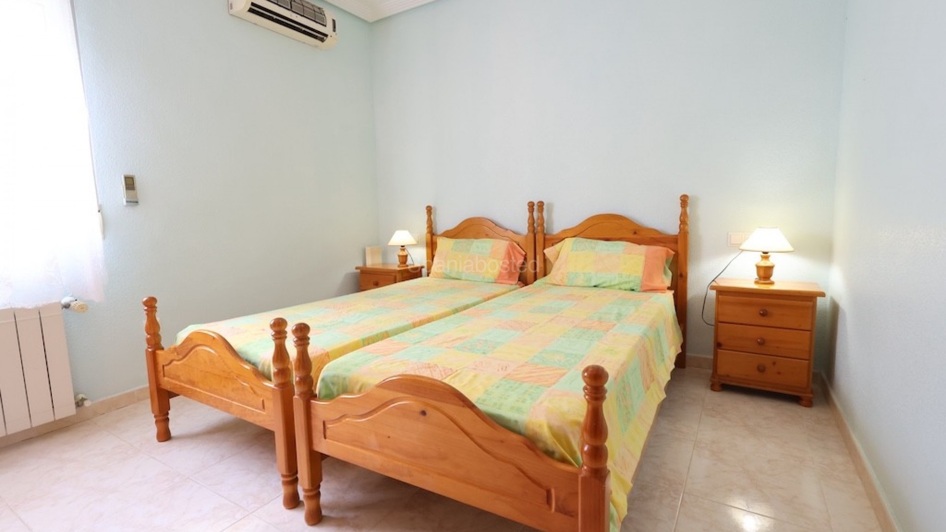 Resale - Villa -
Los Balcones