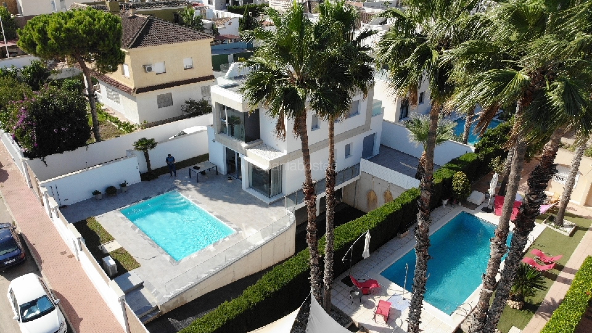 Resale - Villa -
Los Balcones