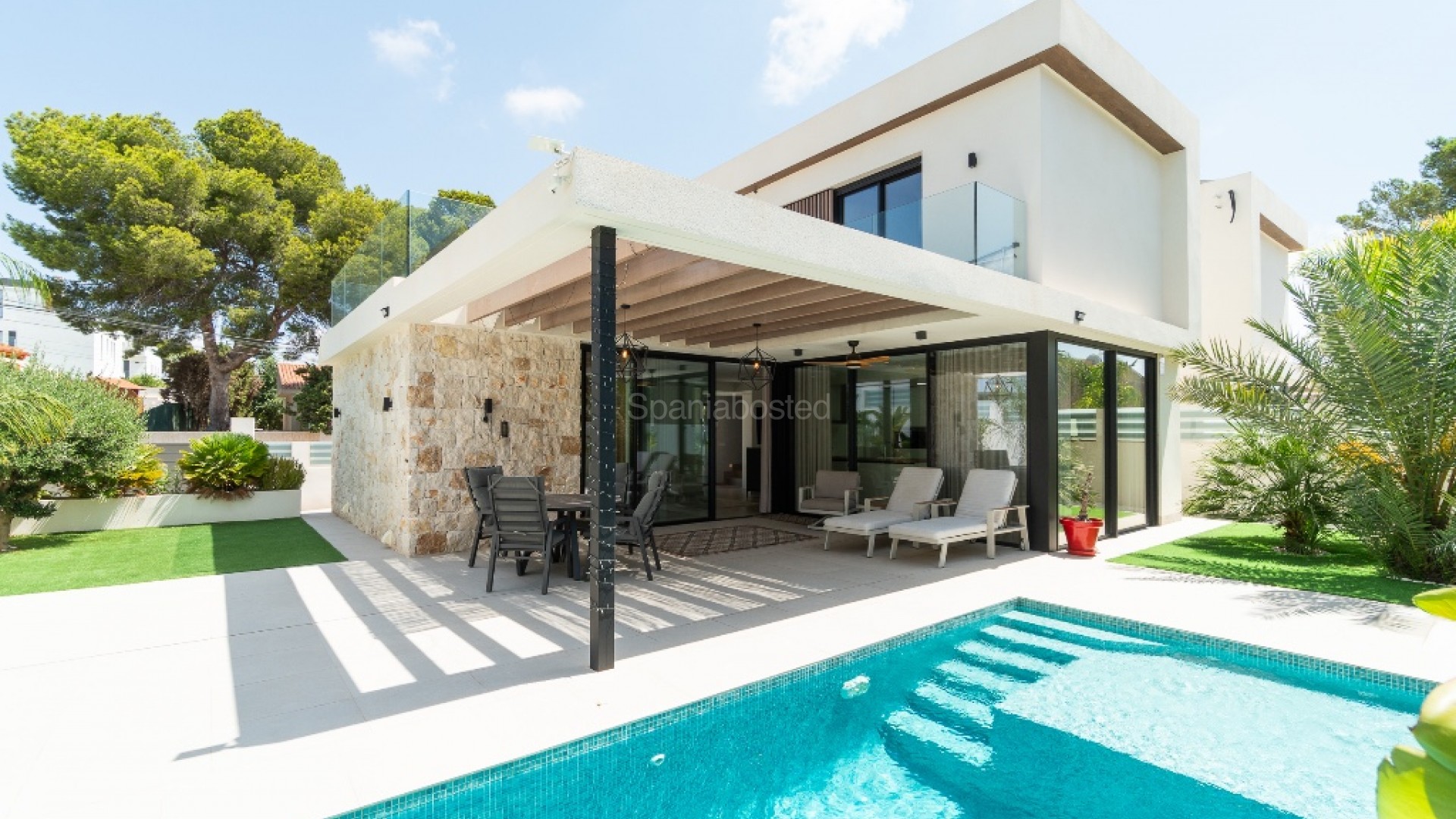 Resale - Villa -
Los Balcones