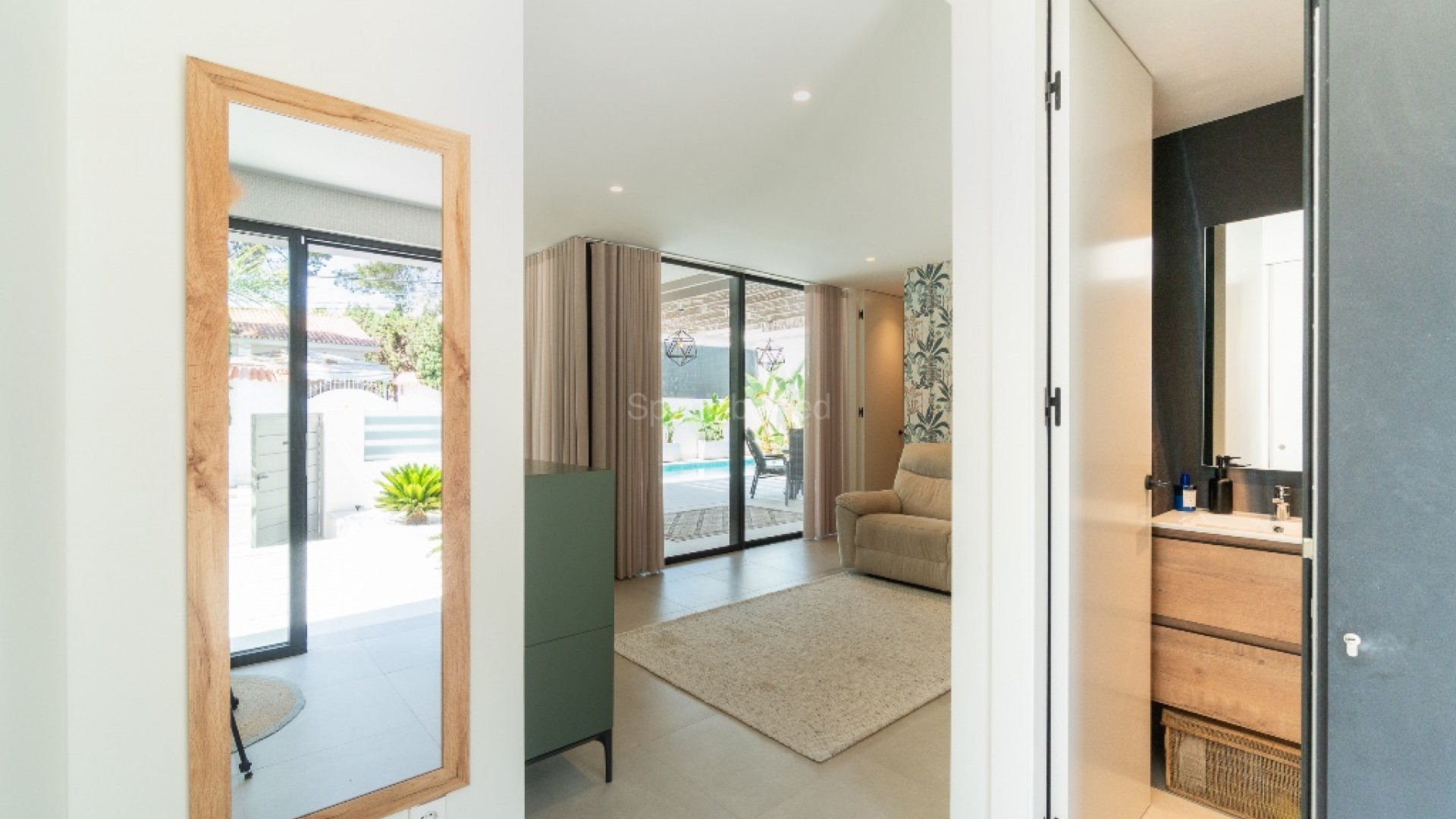 Resale - Villa -
Los Balcones