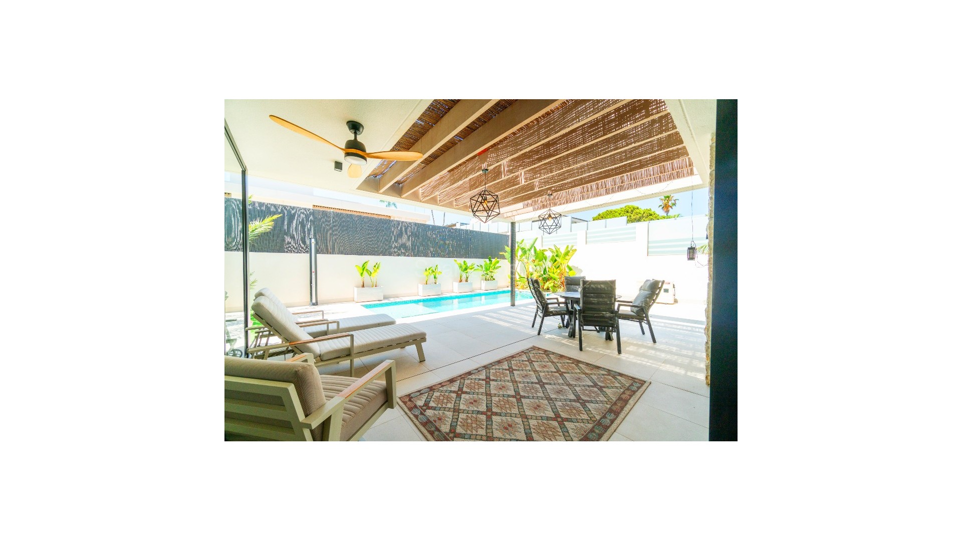 Resale - Villa -
Los Balcones