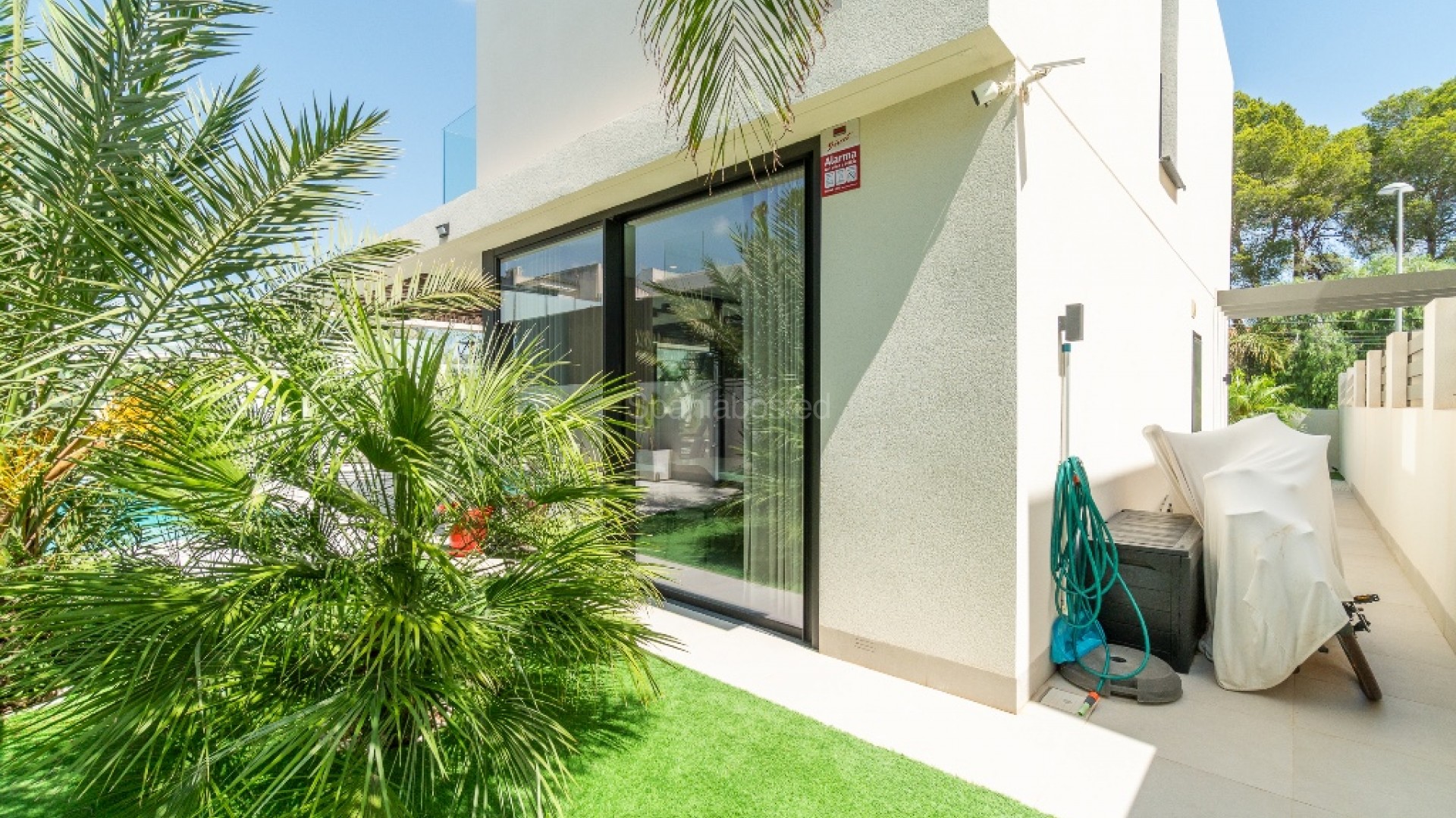 Resale - Villa -
Los Balcones