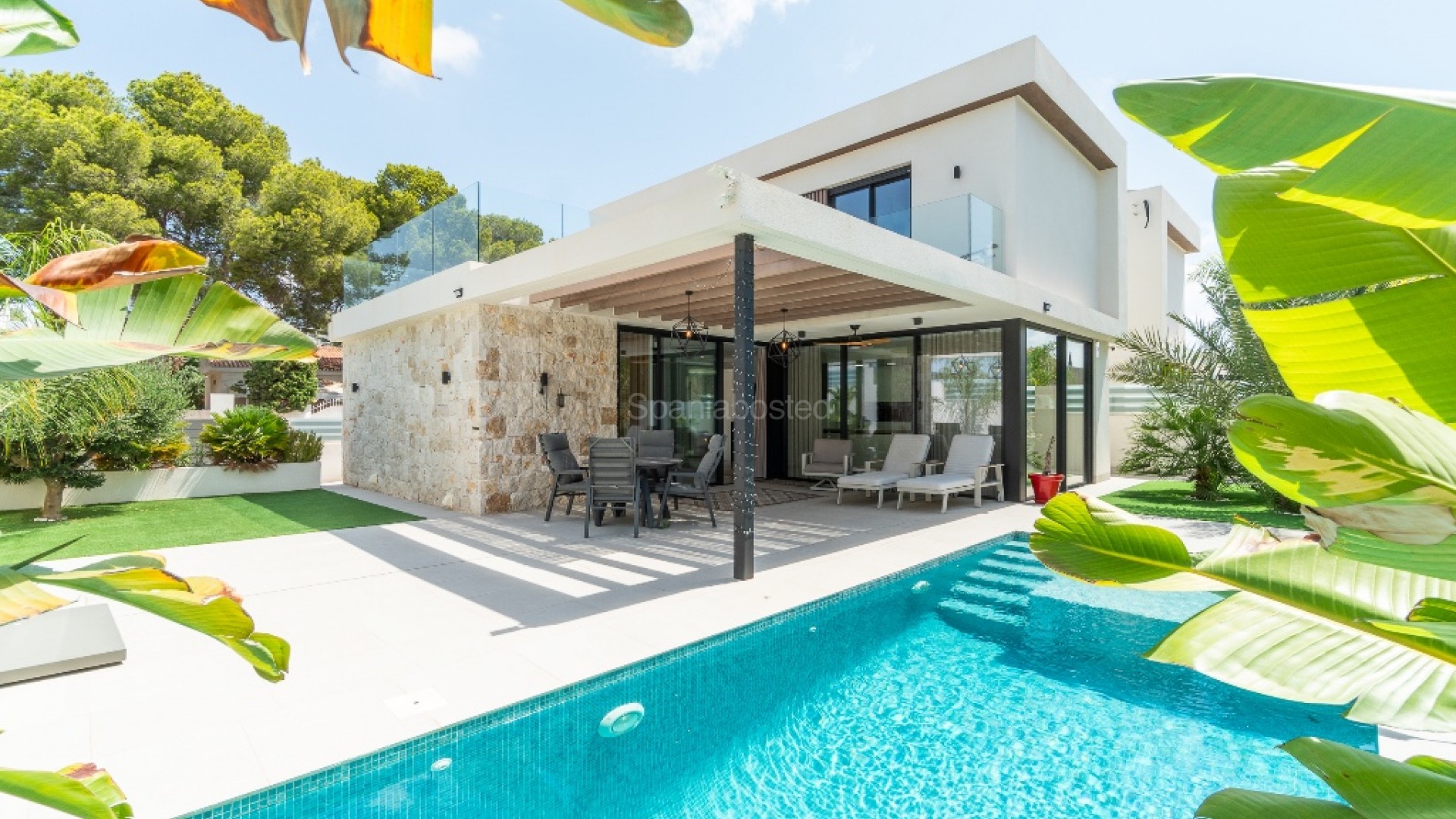 Resale - Villa -
Los Balcones