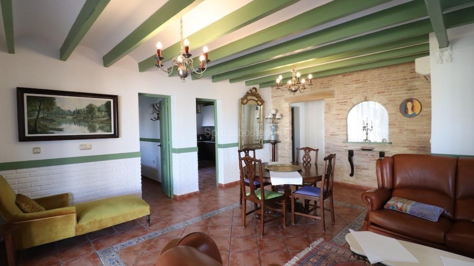 Resale - Villa -
Los Dolses