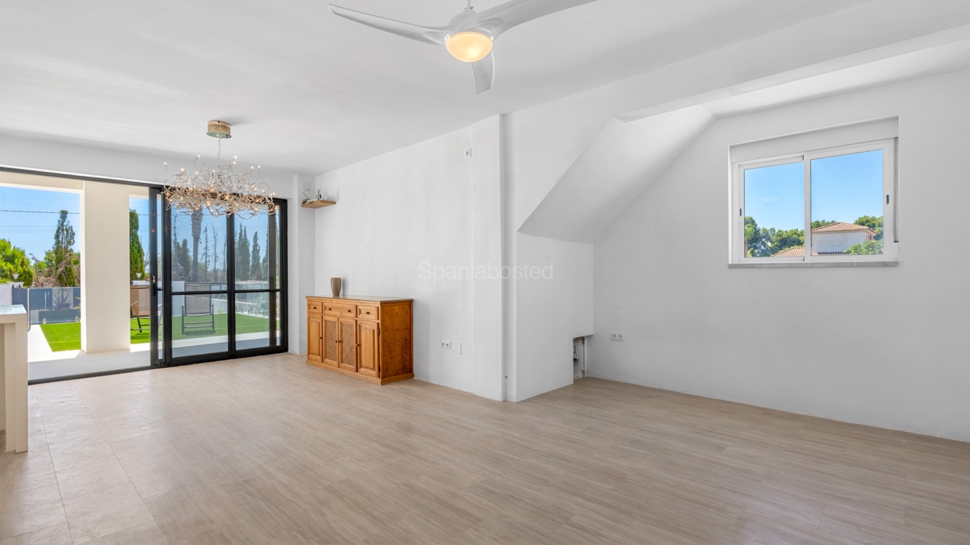 Resale - Villa -
Los Montesinos - La Herrada