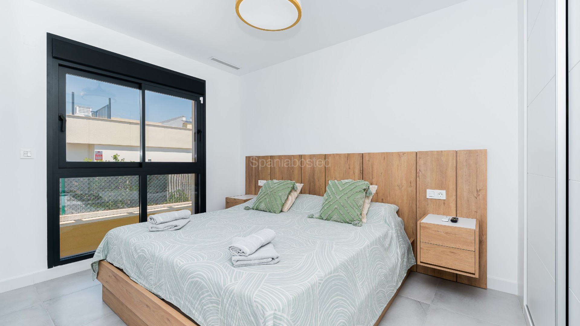 Resale - Villa -
Los Montesinos