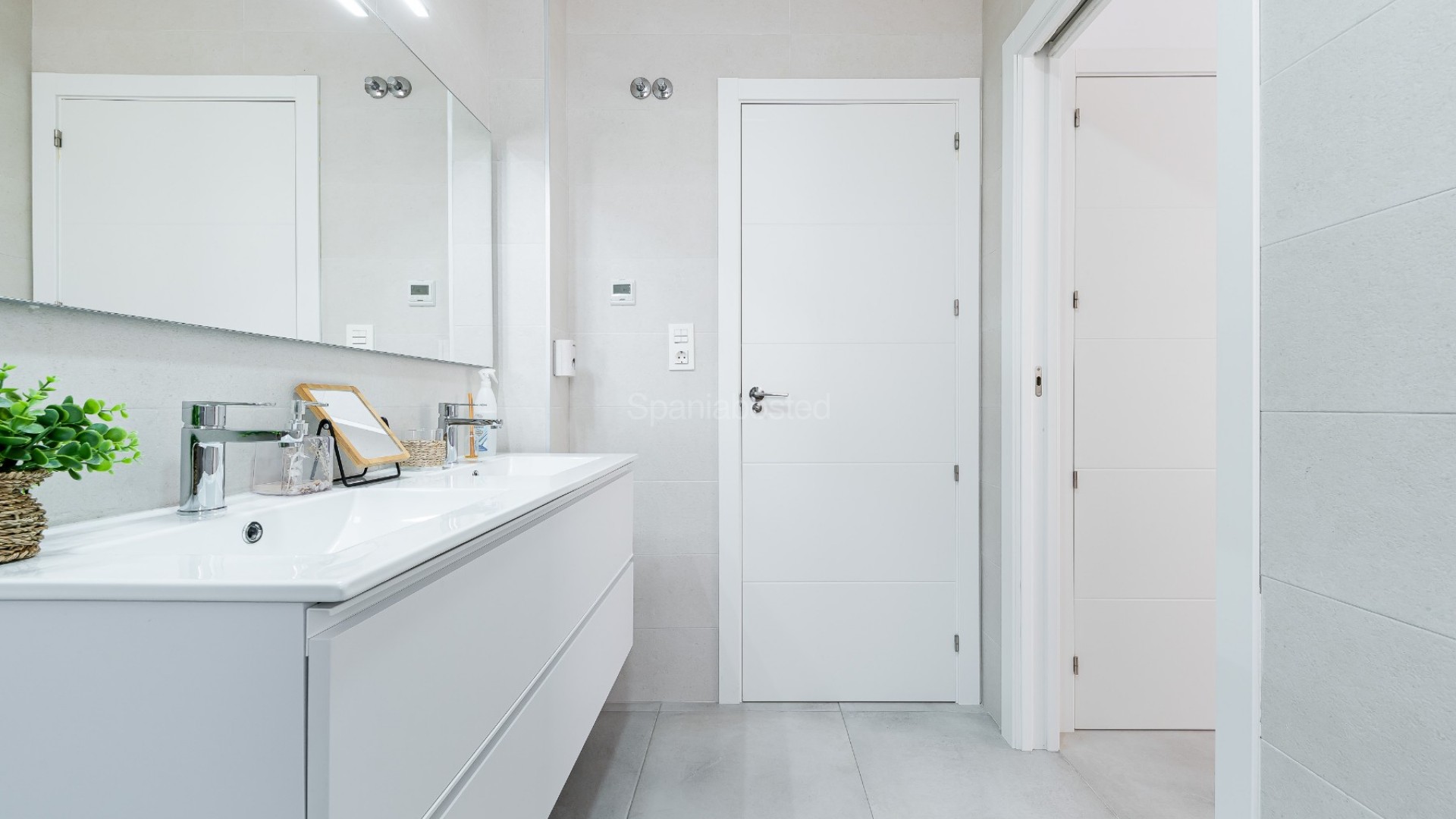 Resale - Villa -
Los Montesinos