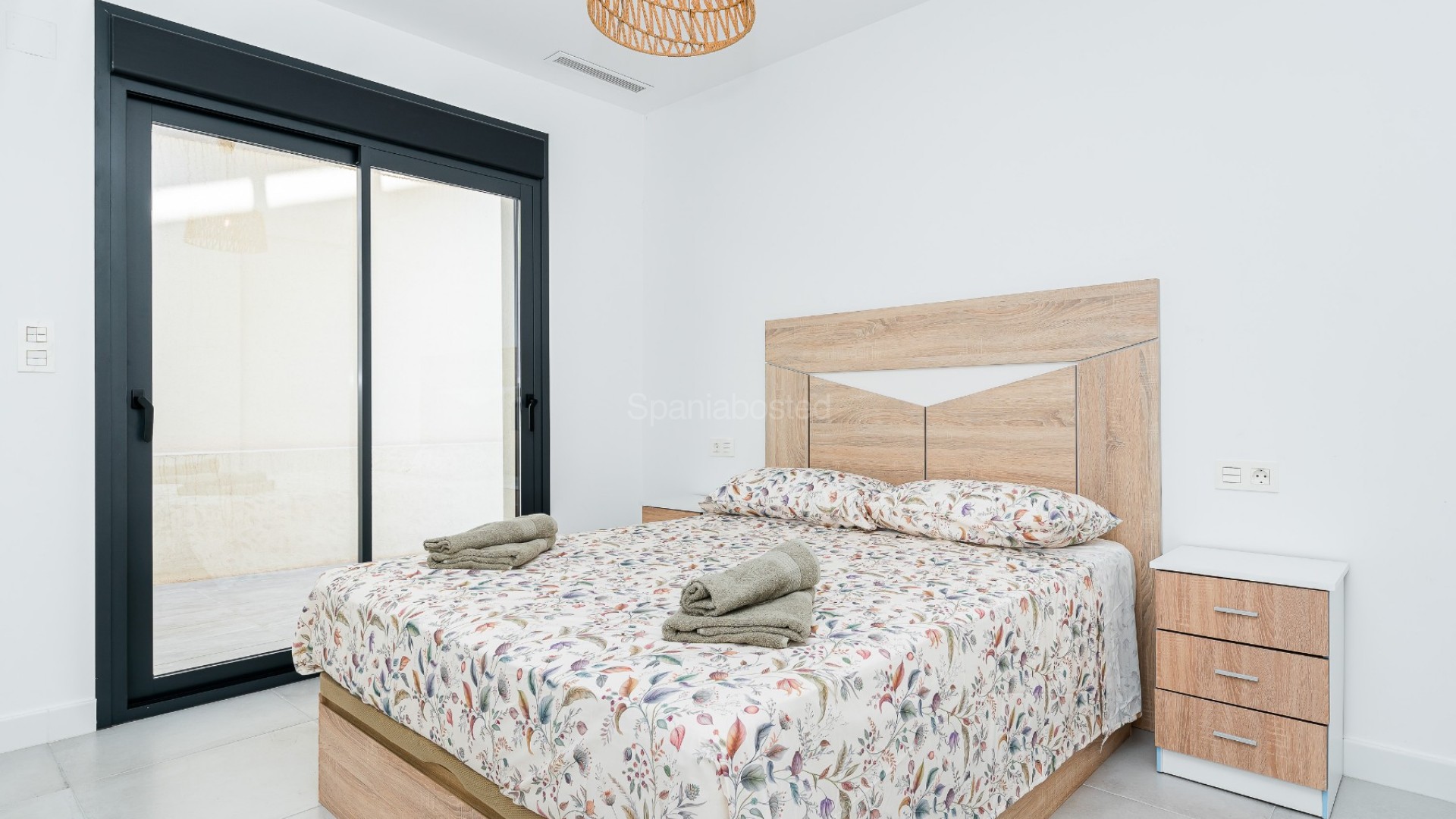 Resale - Villa -
Los Montesinos