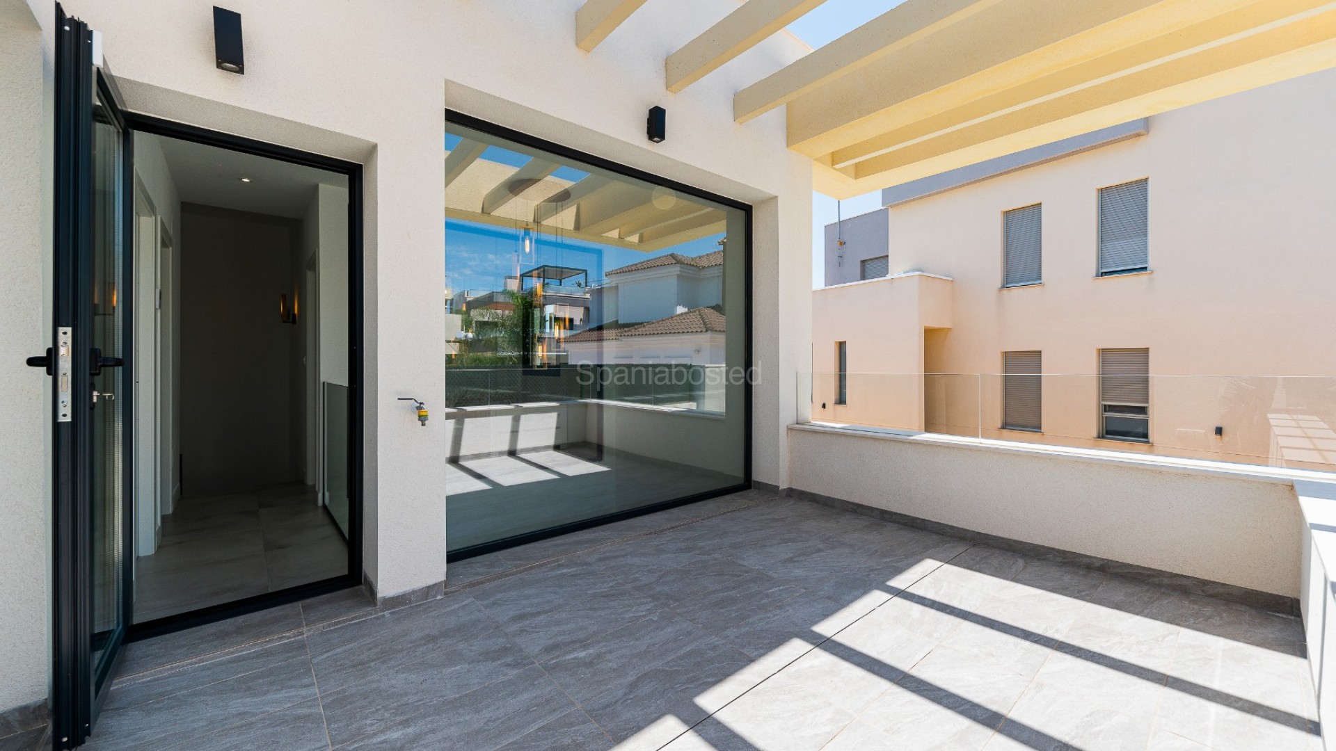 Resale - Villa -
Los Montesinos