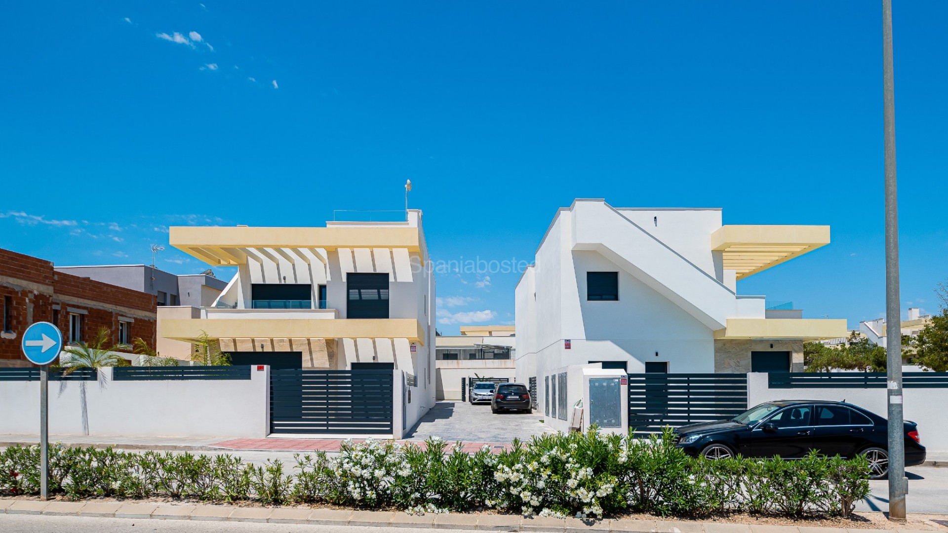 Resale - Villa -
Los Montesinos