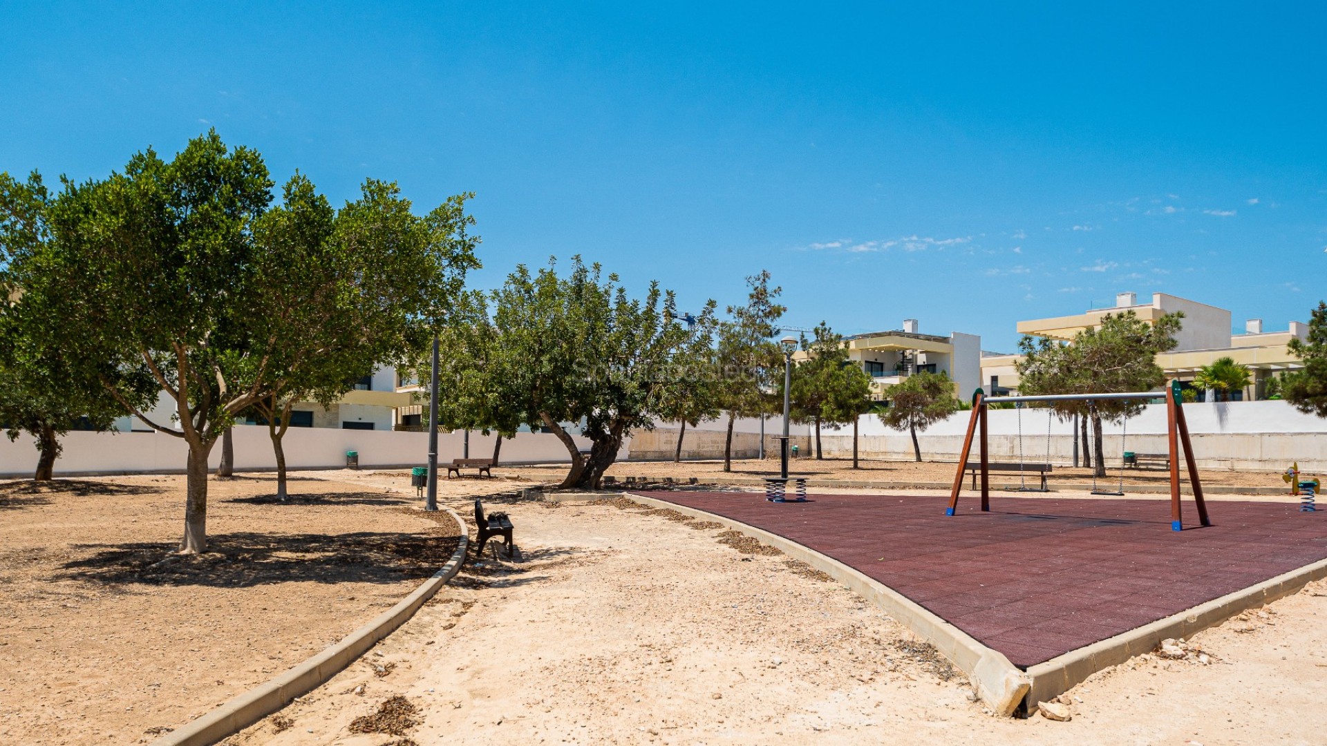 Resale - Villa -
Los Montesinos