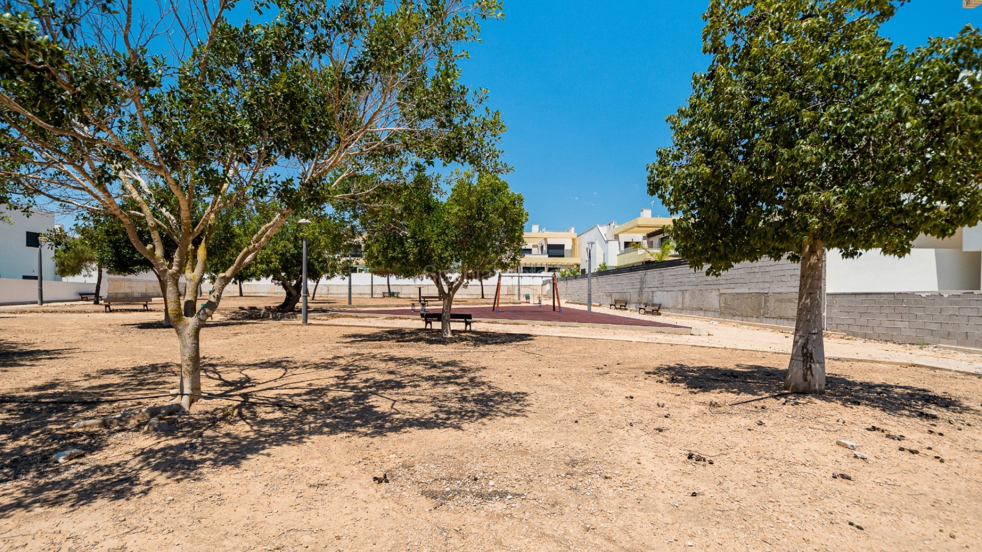 Resale - Villa -
Los Montesinos