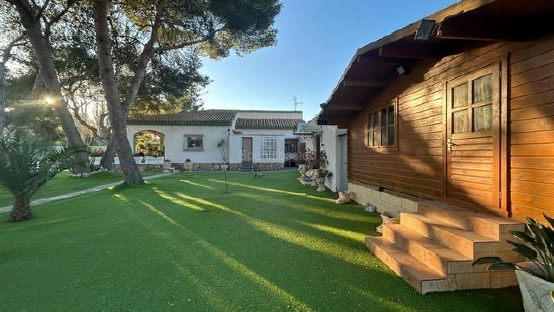 Resale - Villa -
Orihuela Costa - Altos de Campoamor